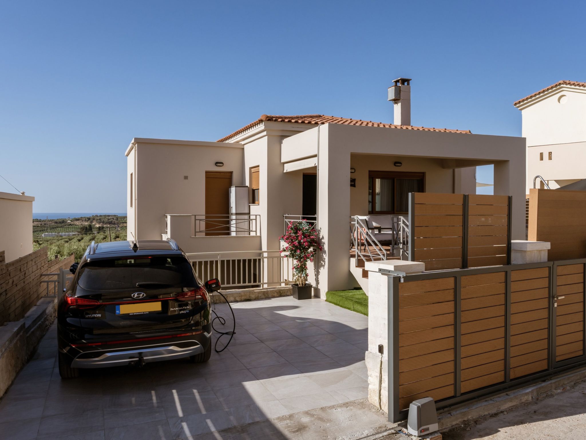 3-Schlafzimmer-Villa mit privatem Pool und Ladegerät für Elektroautos-Image-tags.info