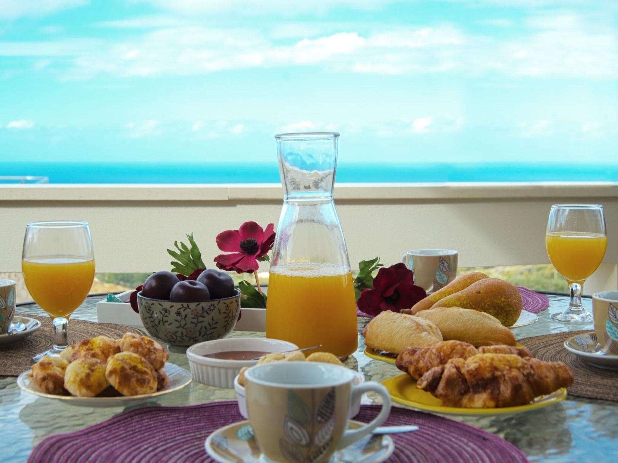 Familienvilla mit Panoramapool und Panoramablick-Image-tags.info