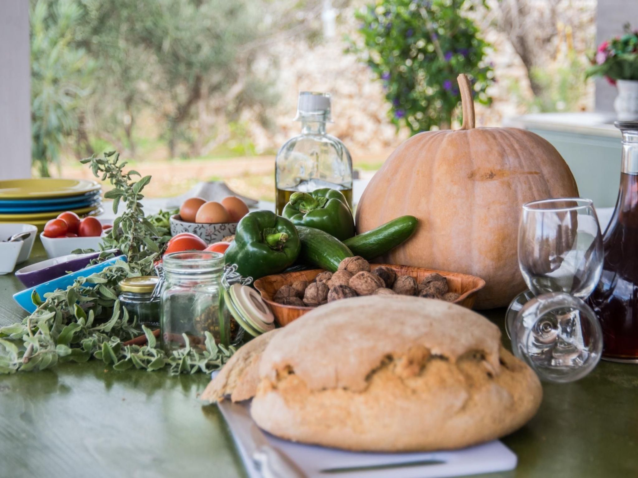 Familienvilla mit Panoramapool und Panoramablick-Image-tags.info