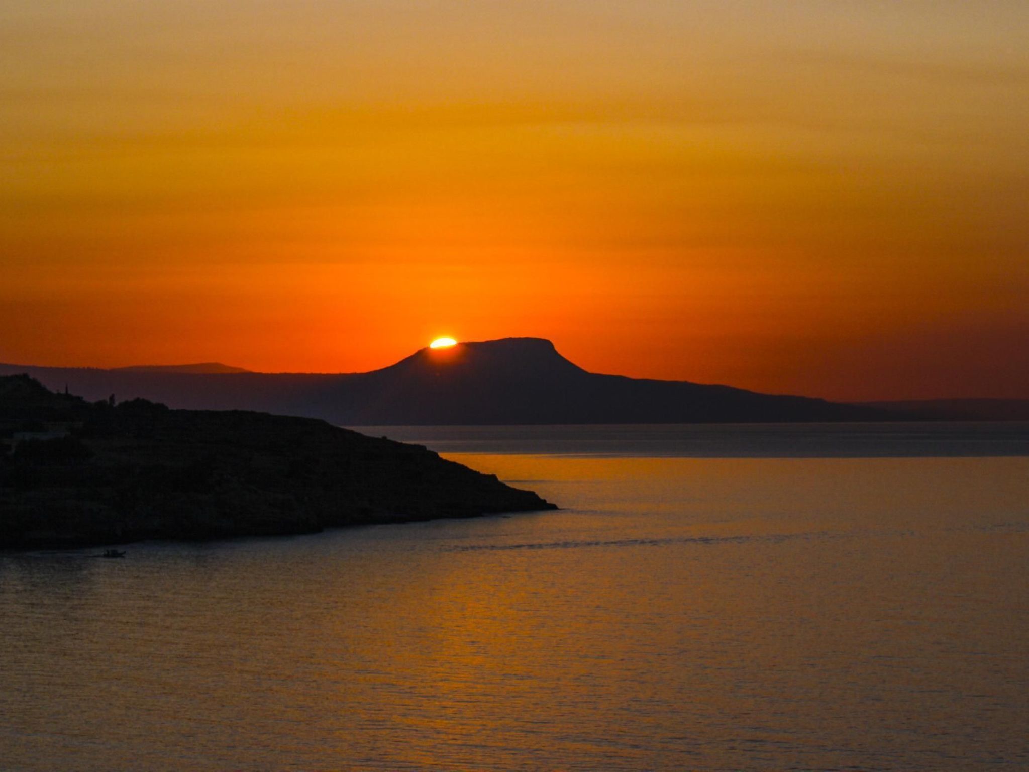 Familienvilla mit Panoramapool und Panoramablick-Image-tags.info