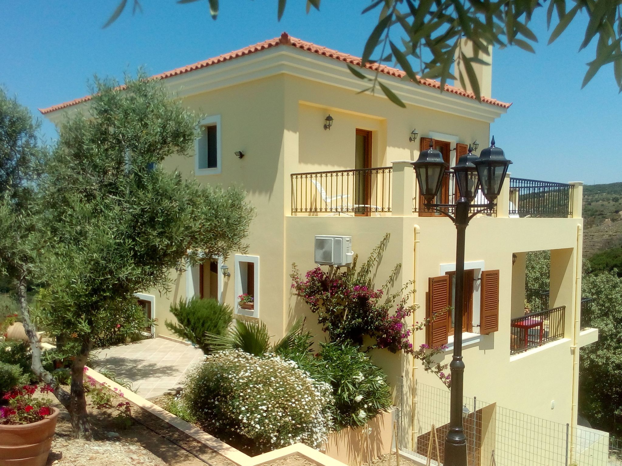 Villa Farangi entspannen.und genießen Sie völlig privat-Draußen