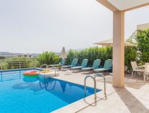 Villa Zafira: Vrijstaand paradijs met privézwembad en whirlpool bij Adele, Kreta - thumbnail 3