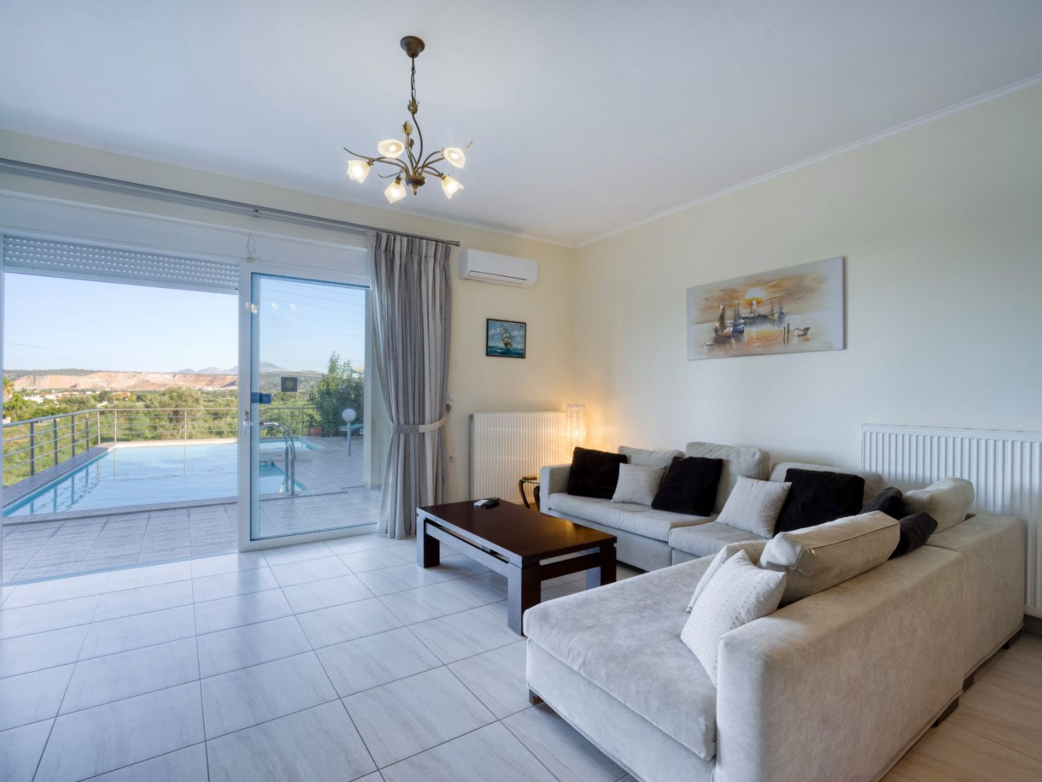 "Zafira" mit Whirlpool-Binnen