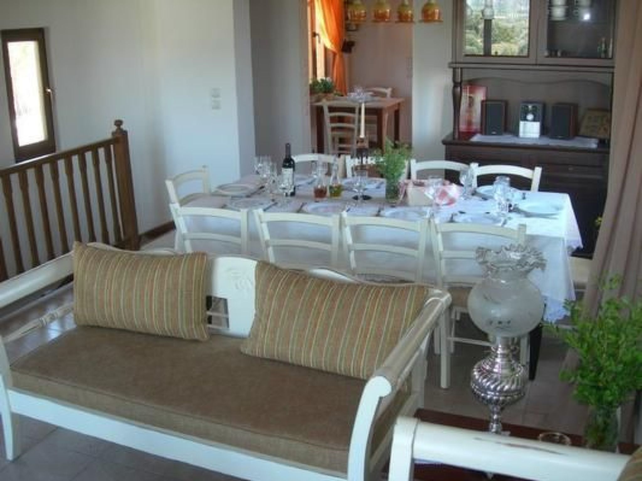 Angenehmes Haus mit Grill, Pool und Terrasse-Binnen