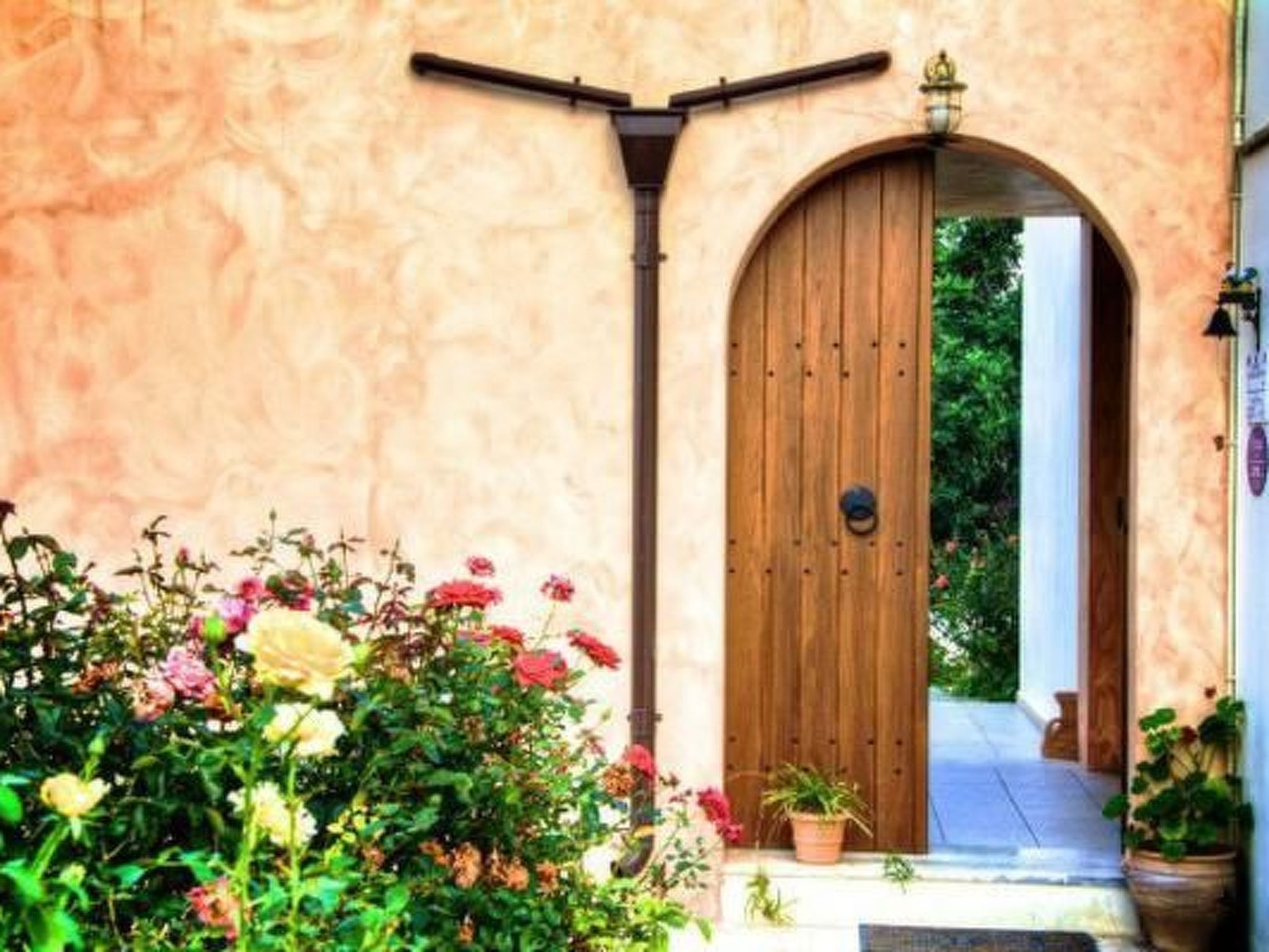 Angenehmes Haus mit Grill, Pool und Terrasse-Binnen