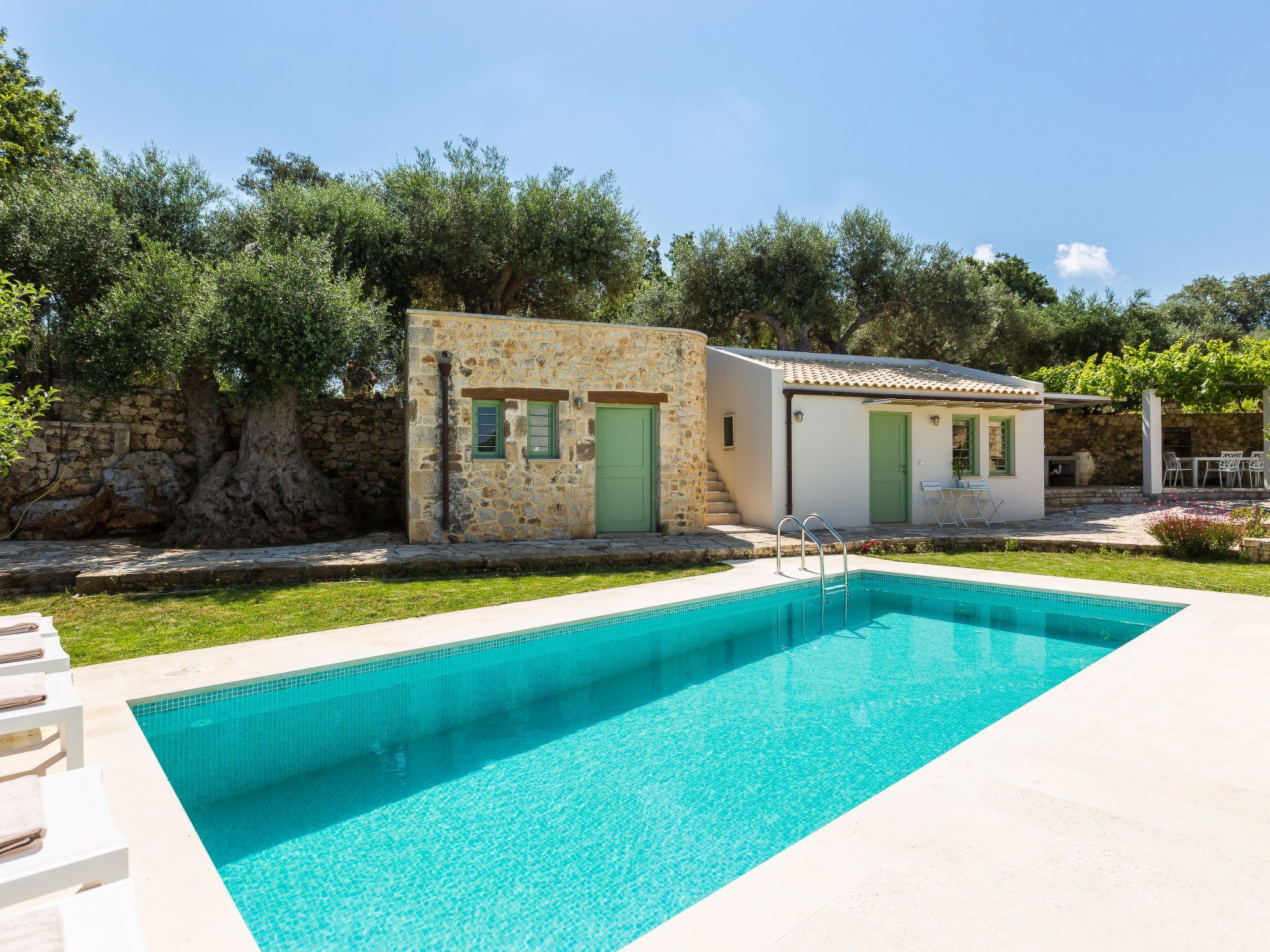 Naturparadies mit privatem Pool, Hot Tub auf dem Dach-Image-tags.info