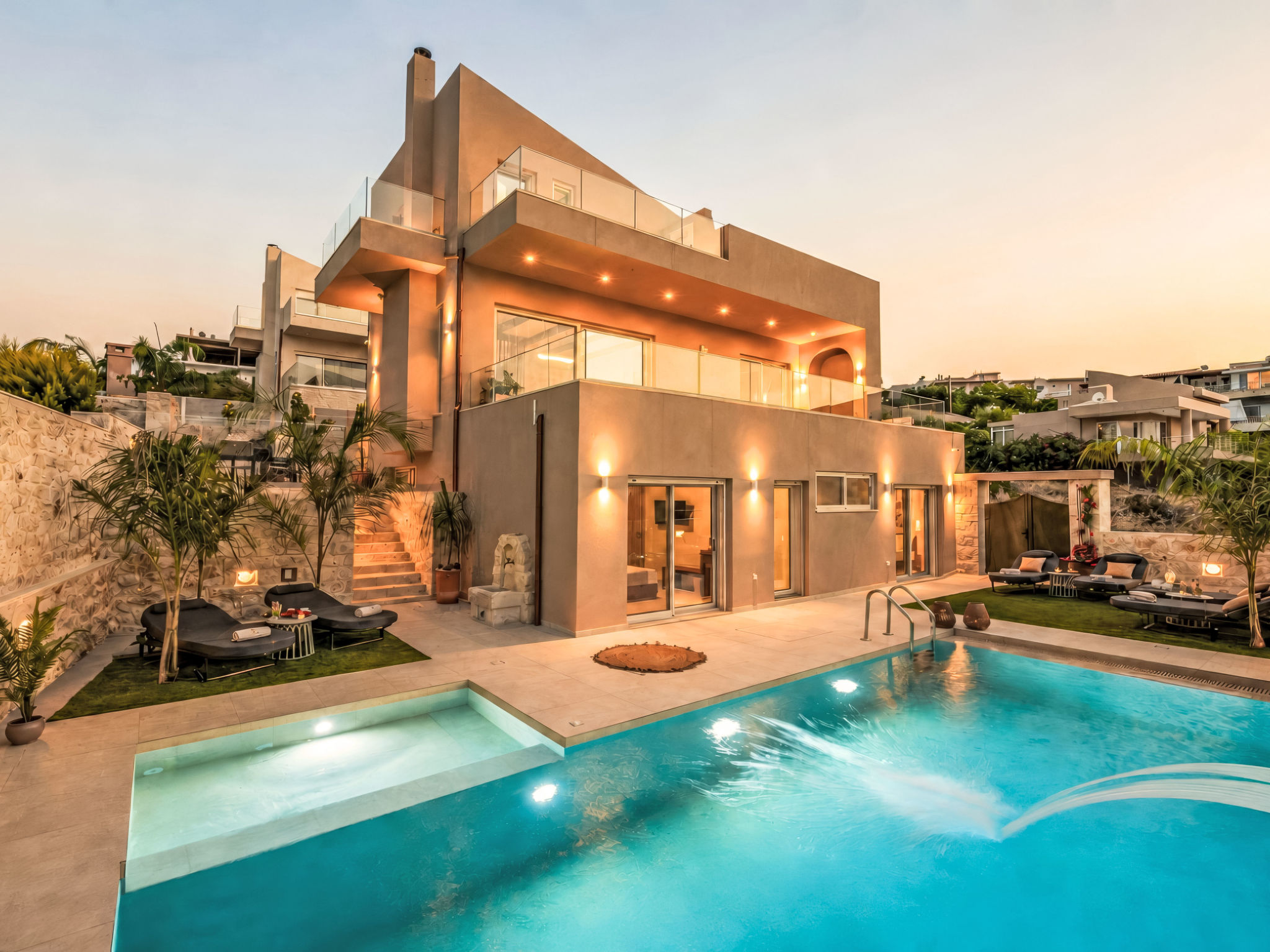 Lithos Fos - Outside