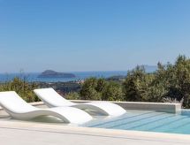 Villa Aglaea - Salzwasser-Pool und atemberaubender Meerblick