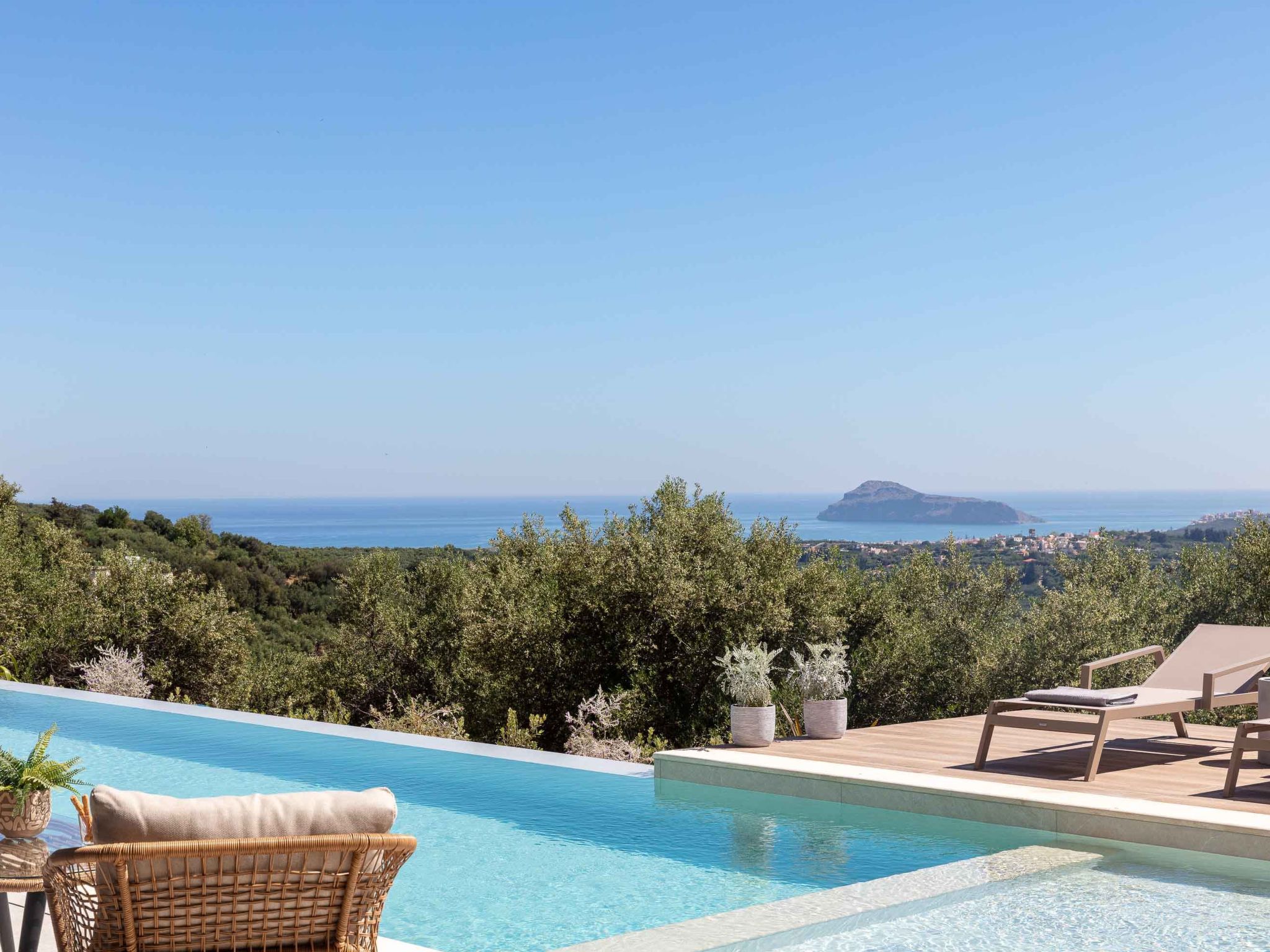 Villa Aglaea - Salzwasser-Pool und atemberaubender Meerblick-Binnen