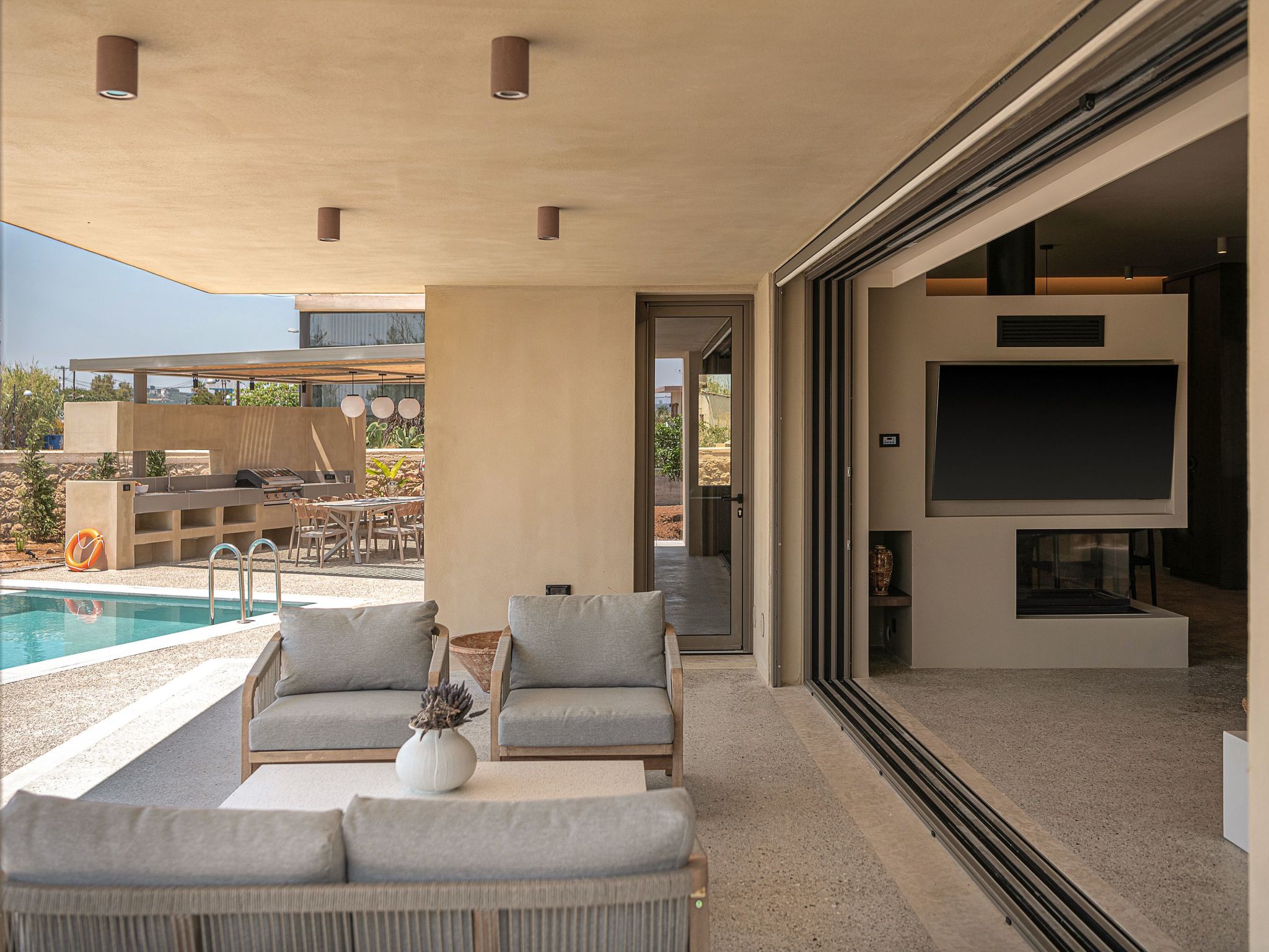 "Villa Portokalea", direkt am Meer-Binnen