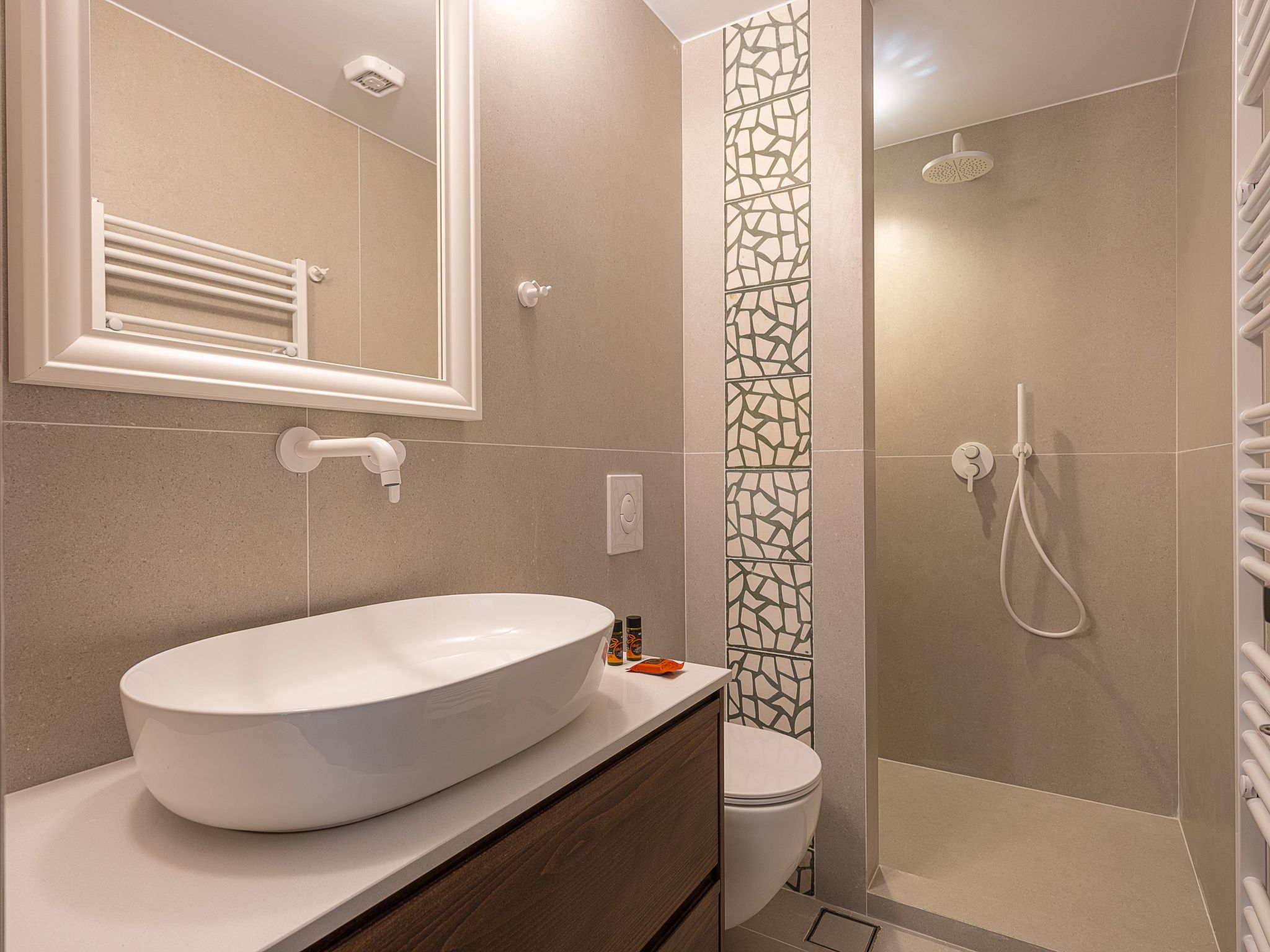 "Villa Portokalea", direkt am Meer-Binnen