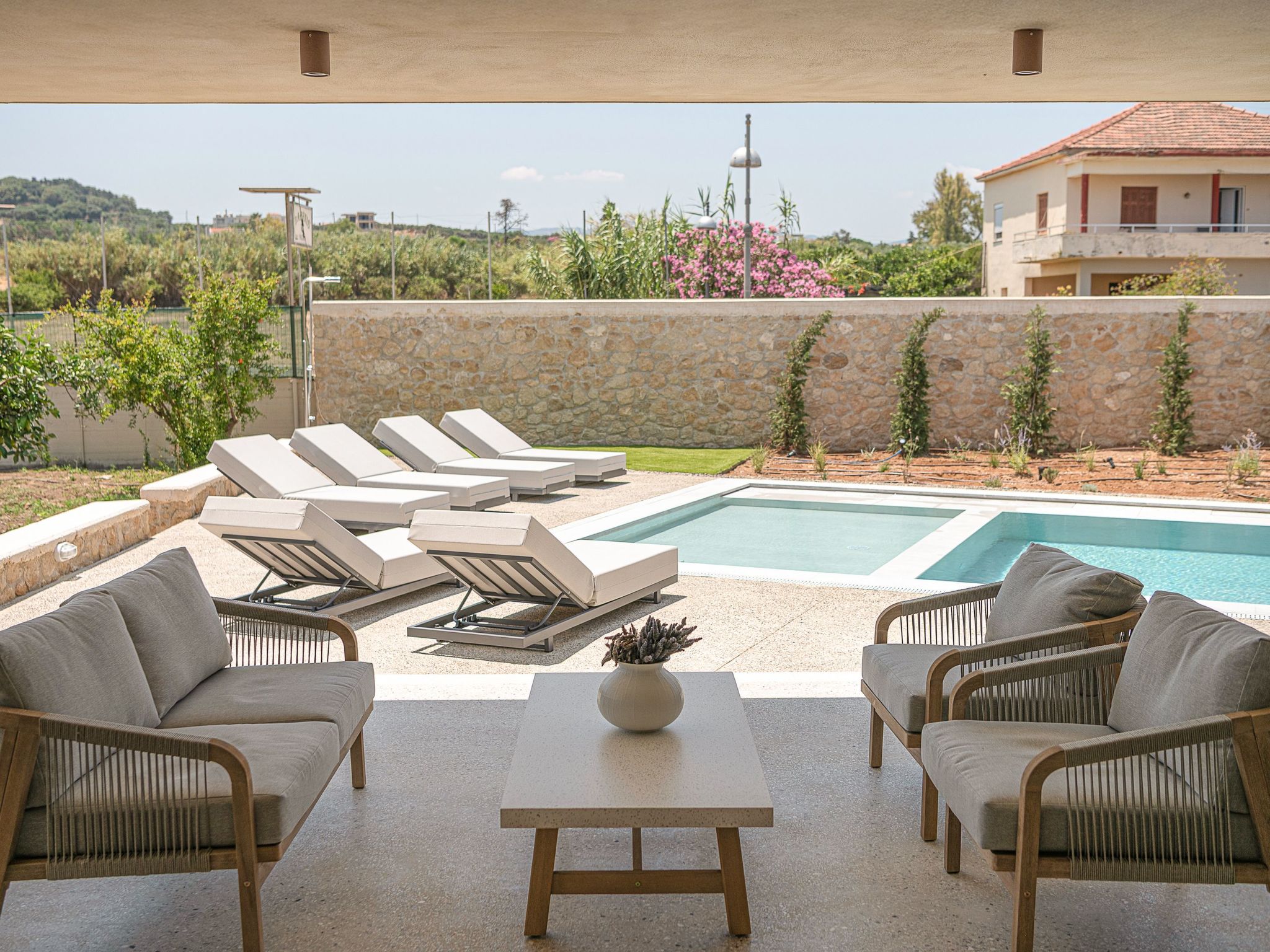 "Villa Portokalea", direkt am Meer-Binnen