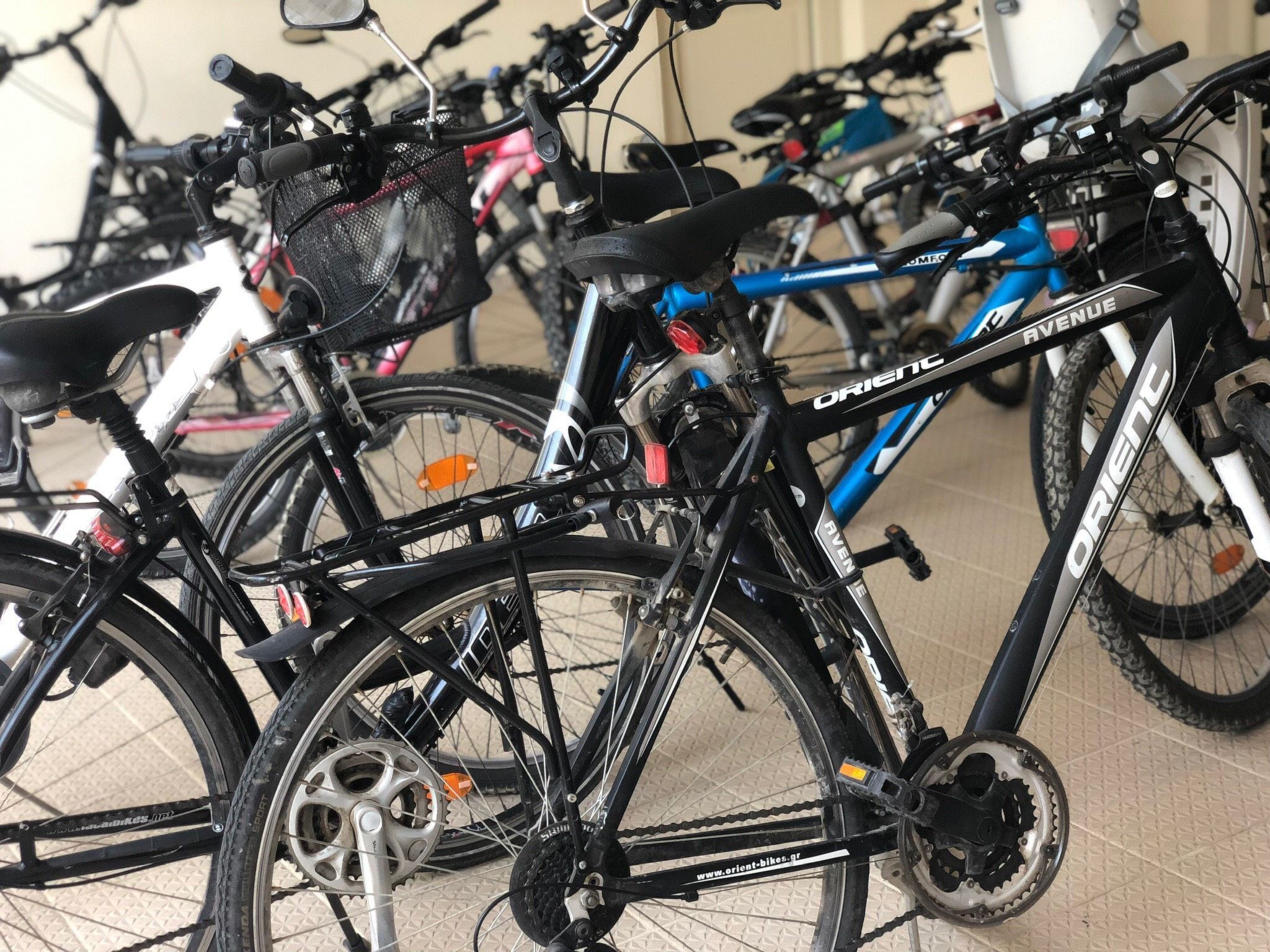 Mit gemeinschaftlichem Pool-Inside