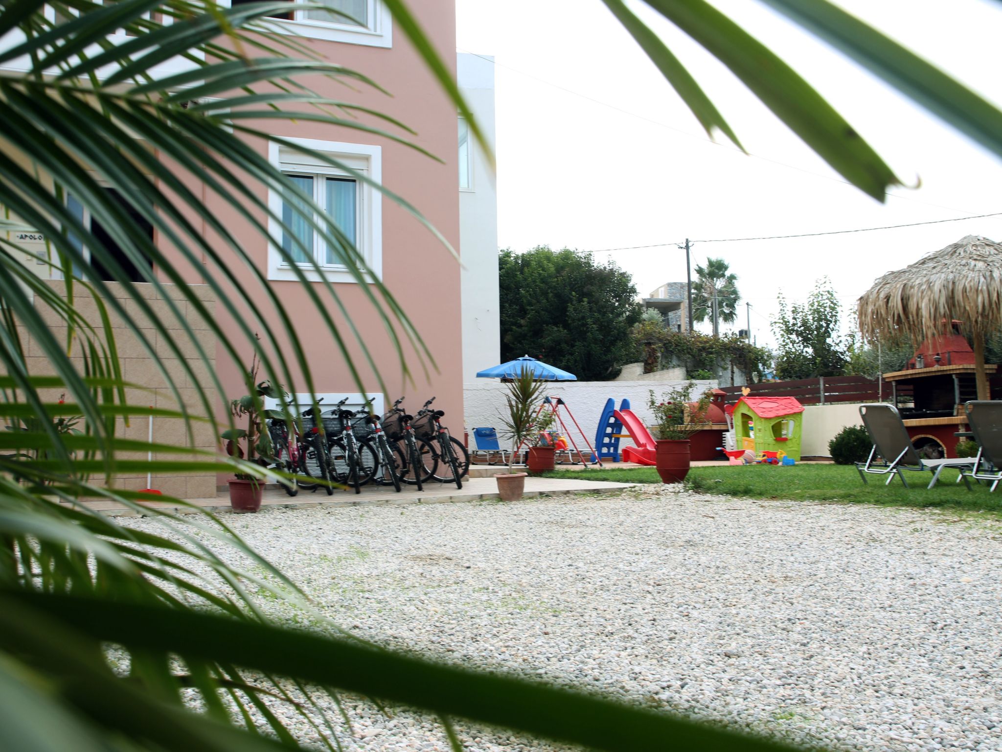 Haus in Maleme mit Außenpool-Image-tags.info