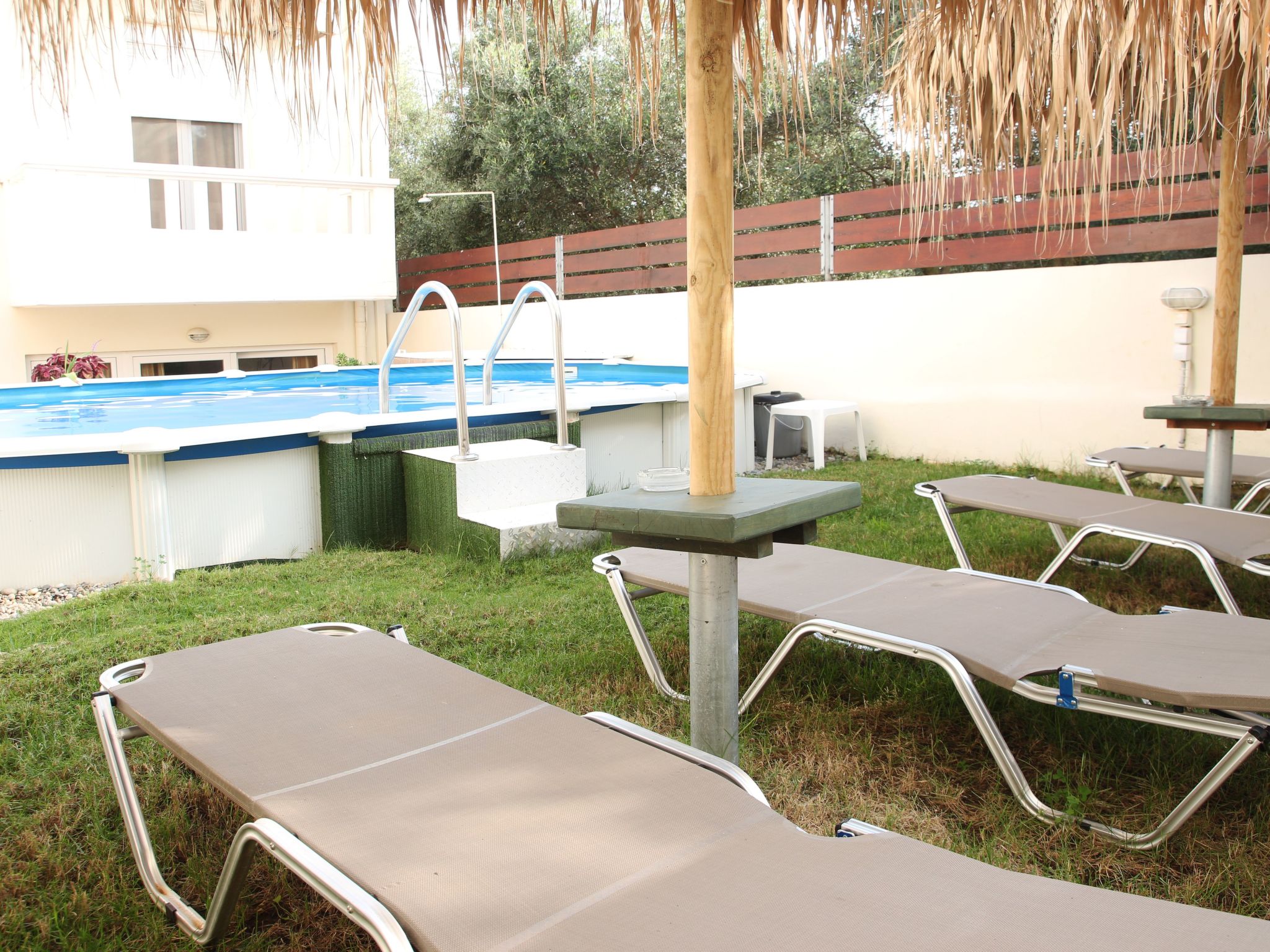 Haus in Maleme mit Außenpool-Draußen