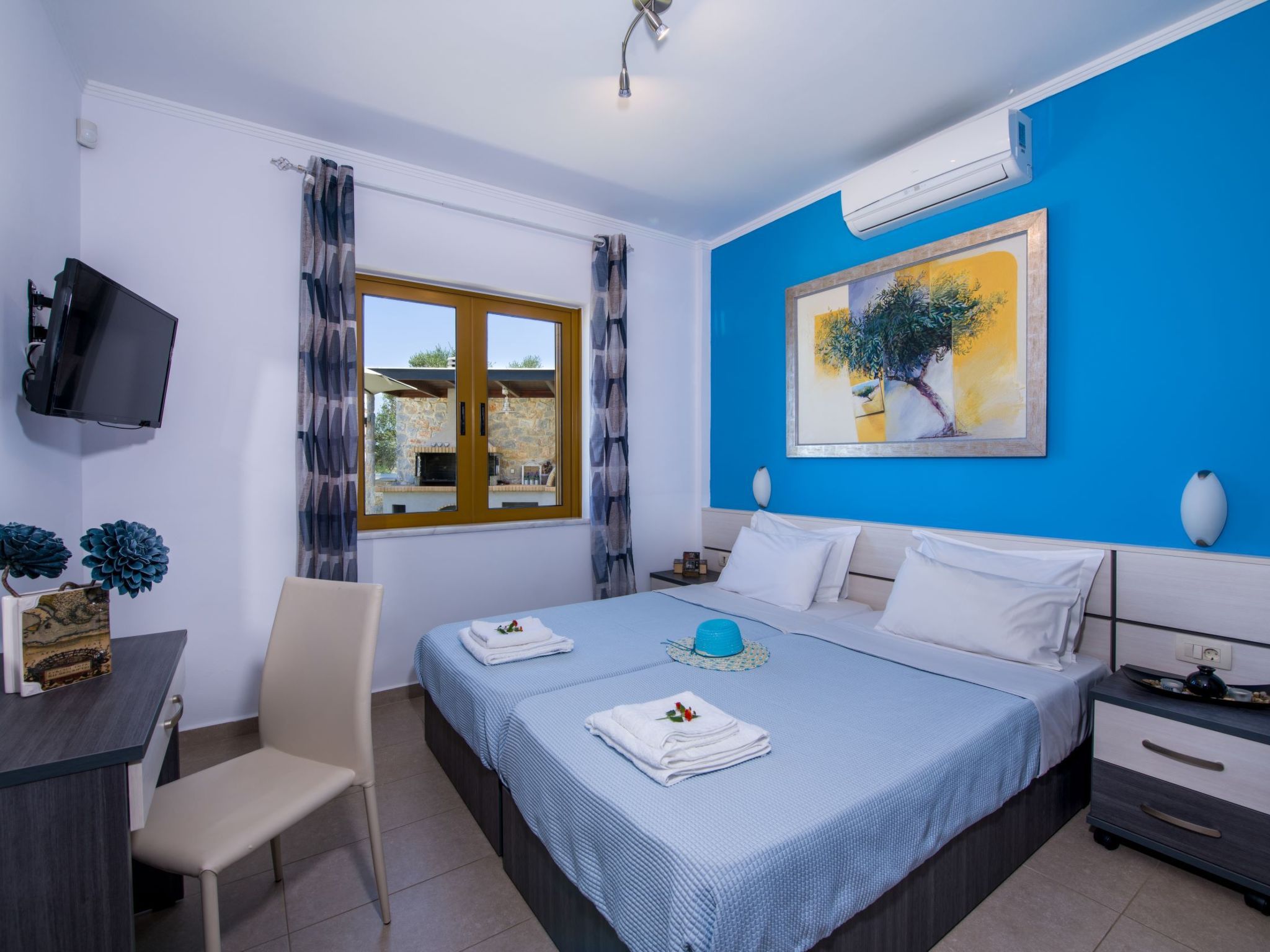 Ferienvilla mit Garten, Grill und Terrasse-Drinnen