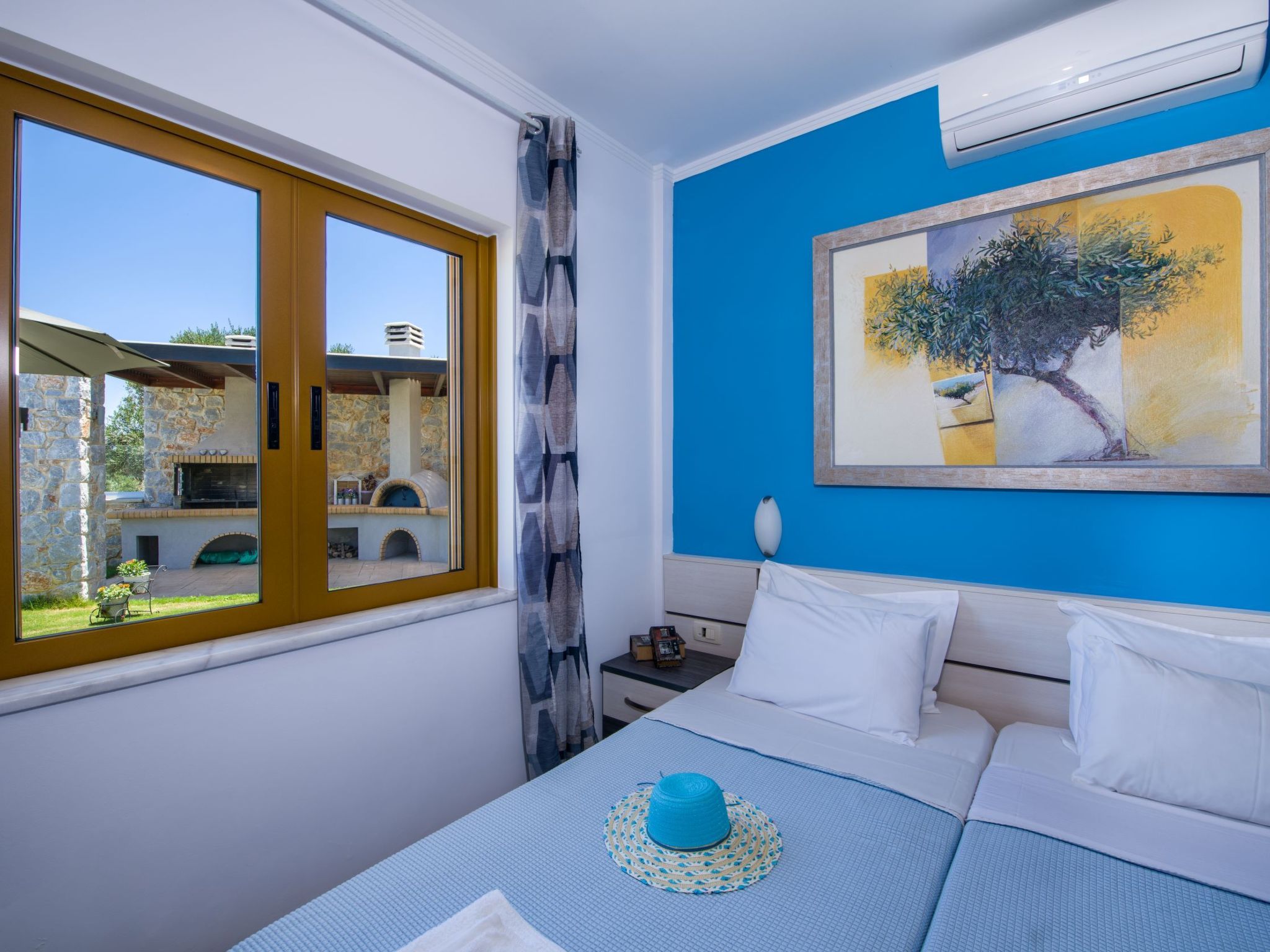 Ferienvilla mit Garten, Grill und Terrasse-Drinnen