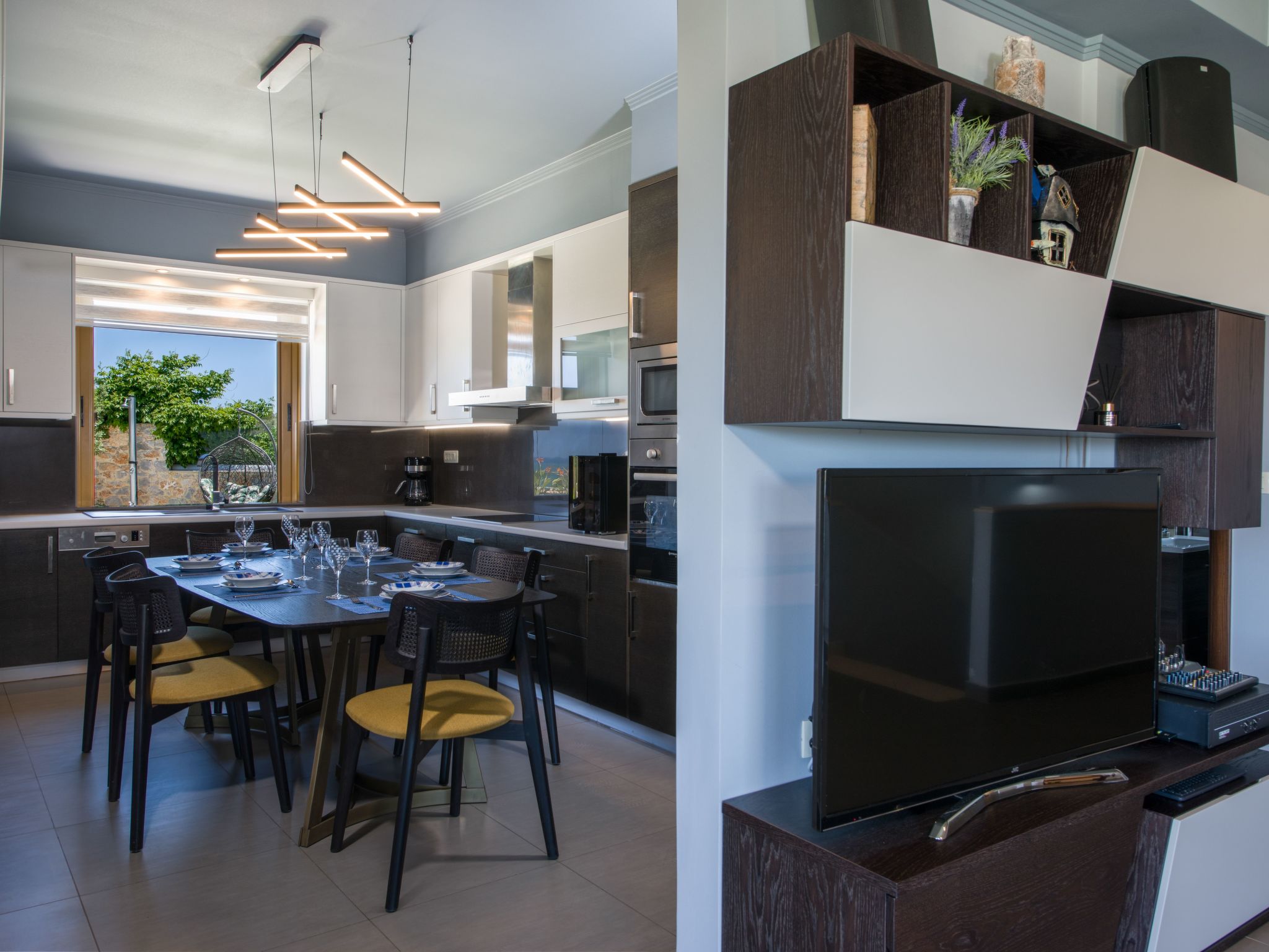 Ferienvilla mit Garten, Grill und Terrasse-Image-tags.info