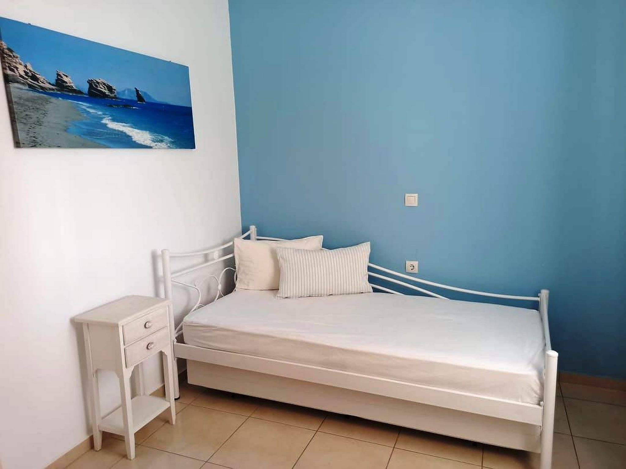 George Meerblick Triopetra-Drinnen