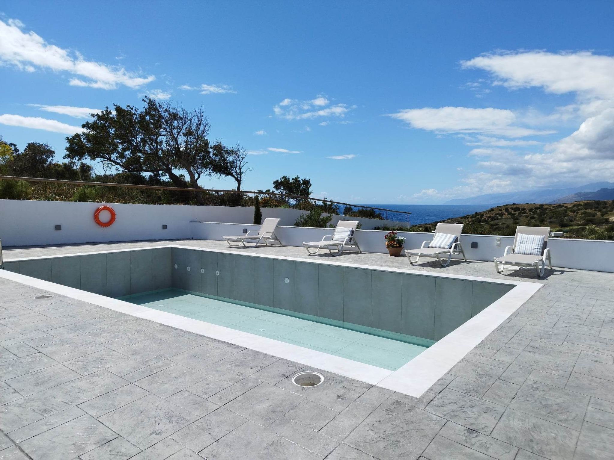 George Meerblick Triopetra-Image-tags.info