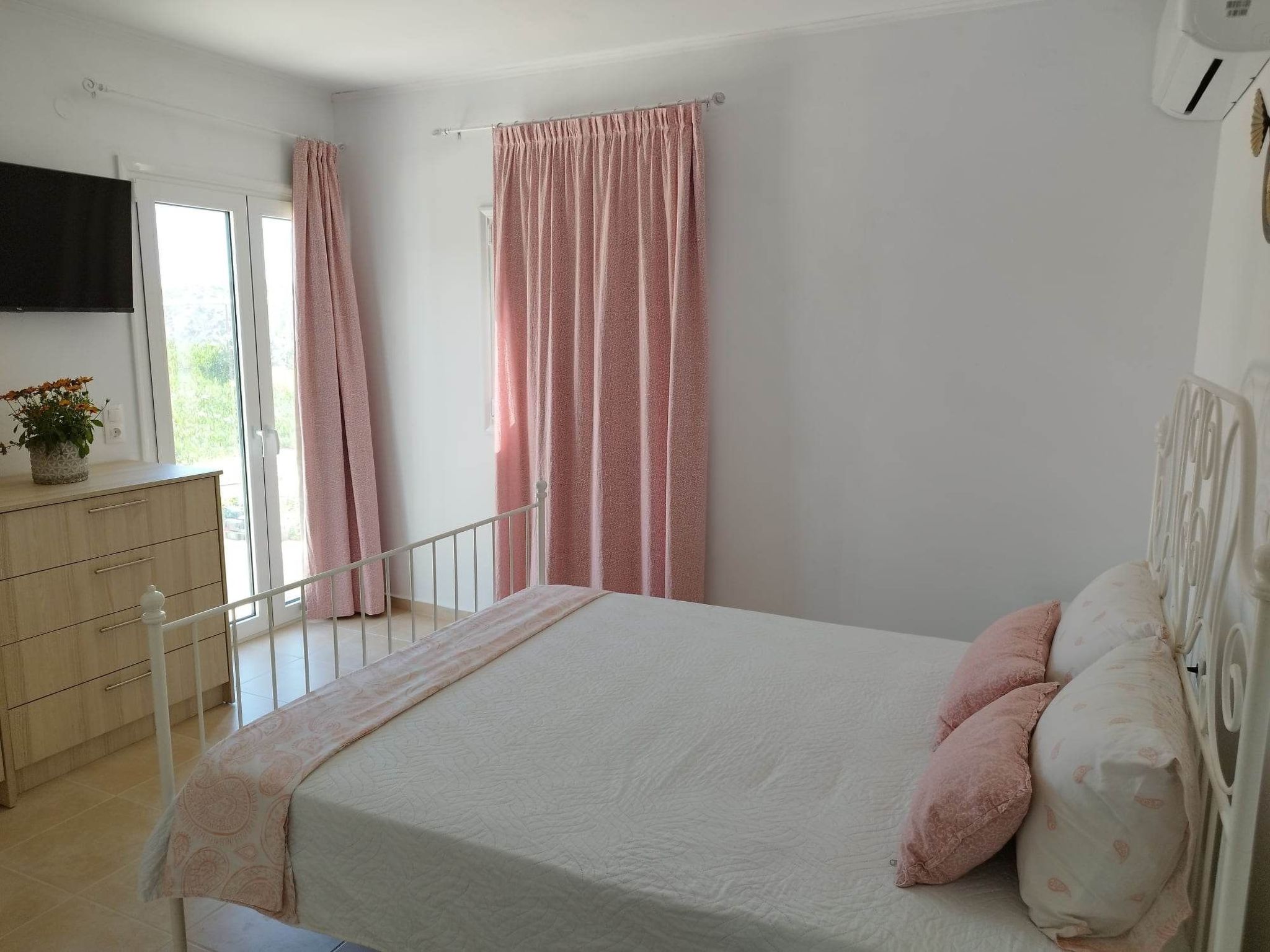 Emanouela Haus mit Garten und Meerblick