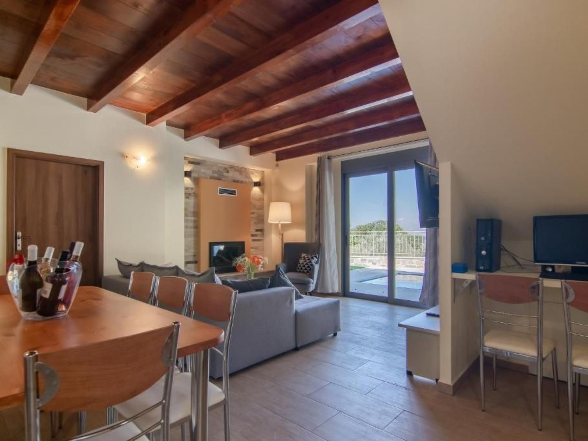 Villa Kali Sikia-Image-tags.info