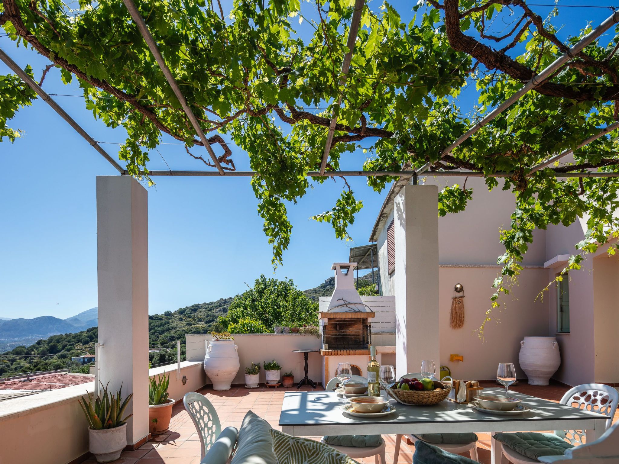 Traditionelle Villa mit Pool und BBQ, in der Nähe von Rethymno-Inside