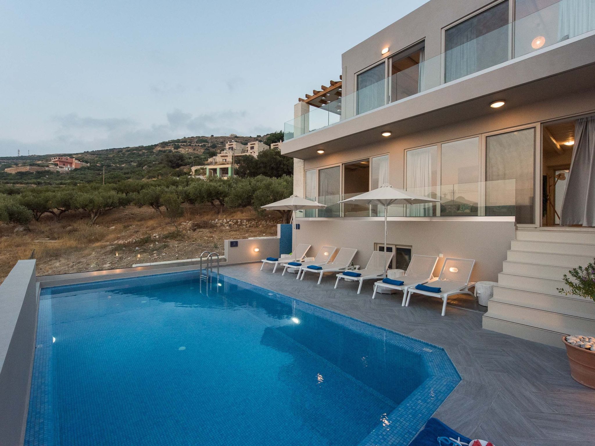 Vakantiehuis met privé zwembad in Kissamos Kriti (Griekenland) voor 9 personen