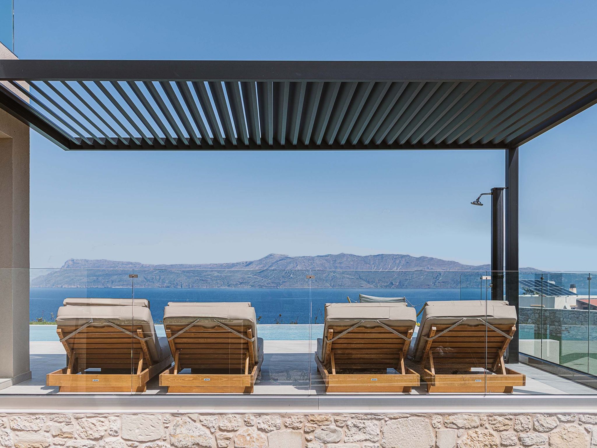 Rastoni Villa I 'Free' beheizter Pool, Panoramablick-Binnen