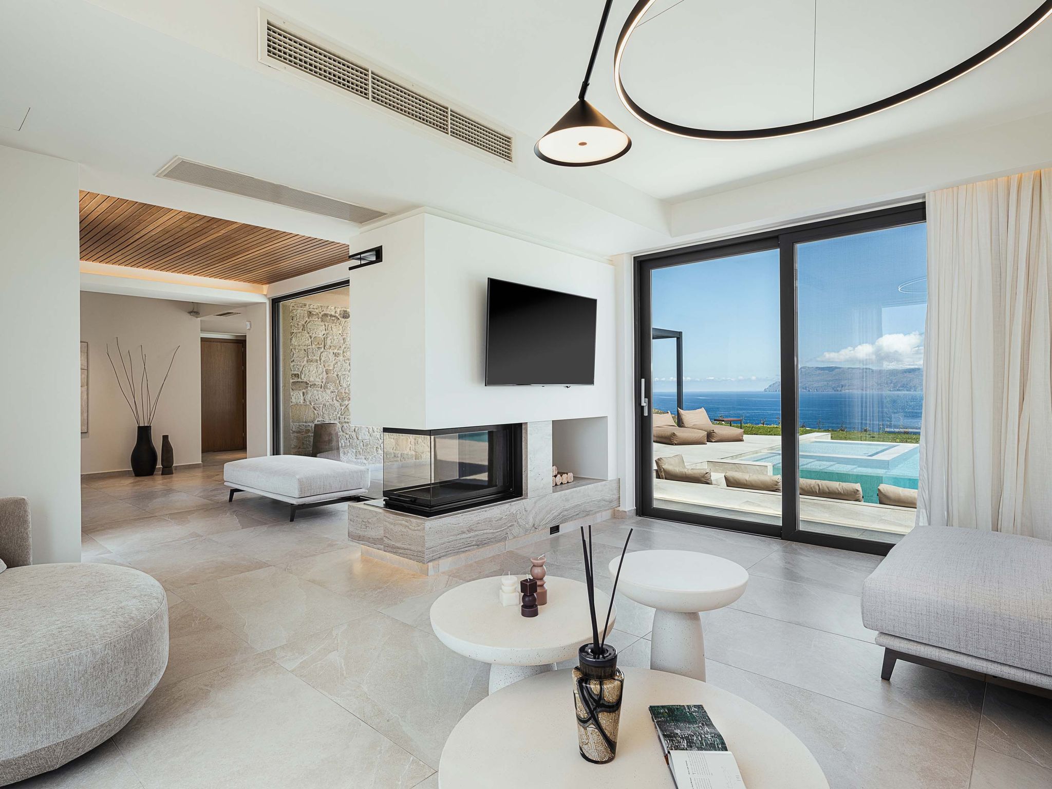 Rastoni Villa I 'Free' beheizter Pool, Panoramablick-Binnen