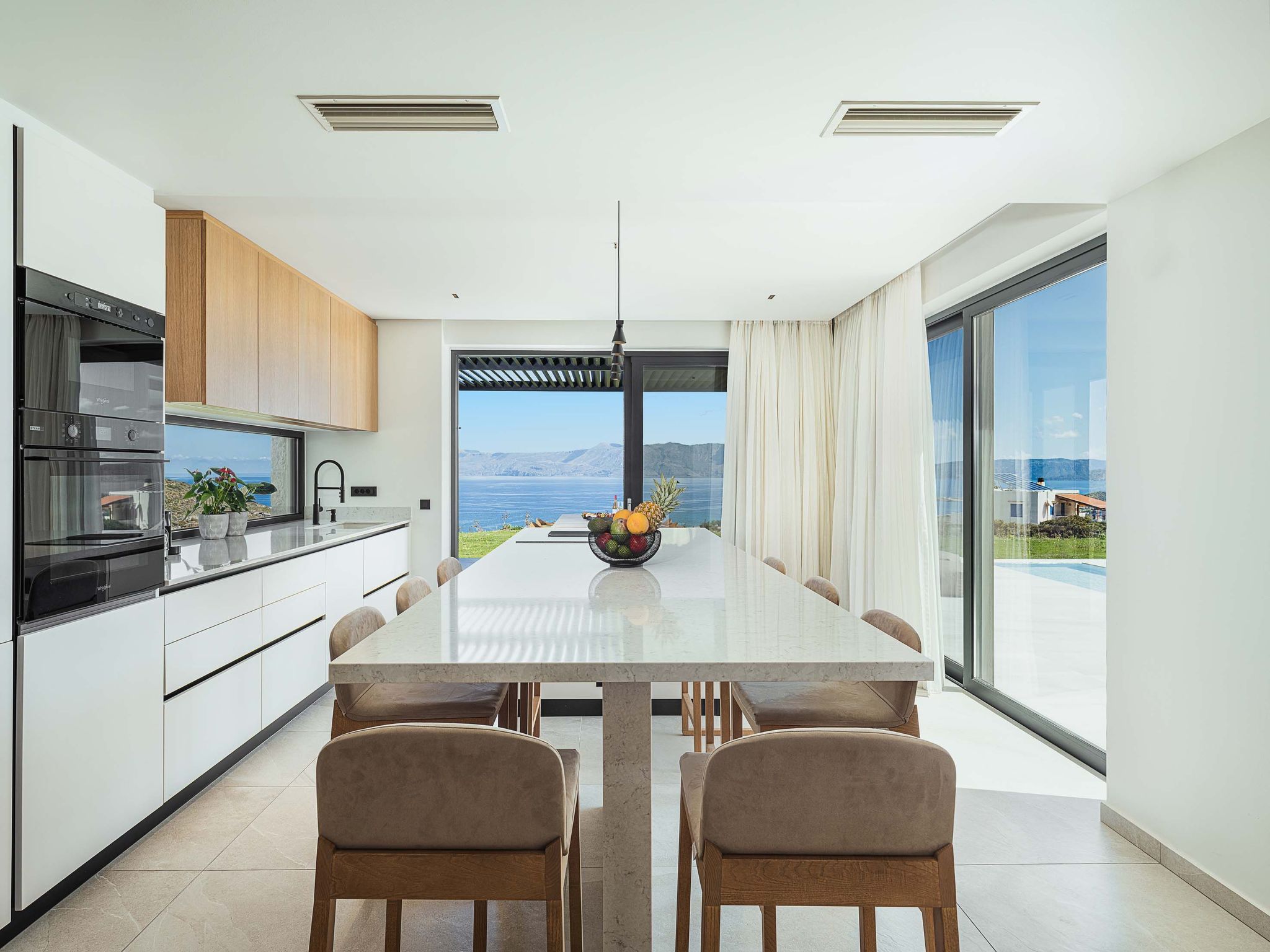 Rastoni Villa I 'Free' beheizter Pool, Panoramablick-Binnen