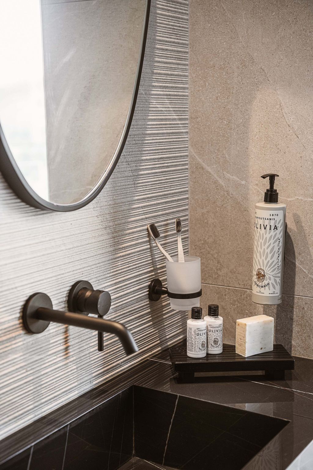 Rastoni Villa I 'Free' beheizter Pool, Panoramablick-Binnen