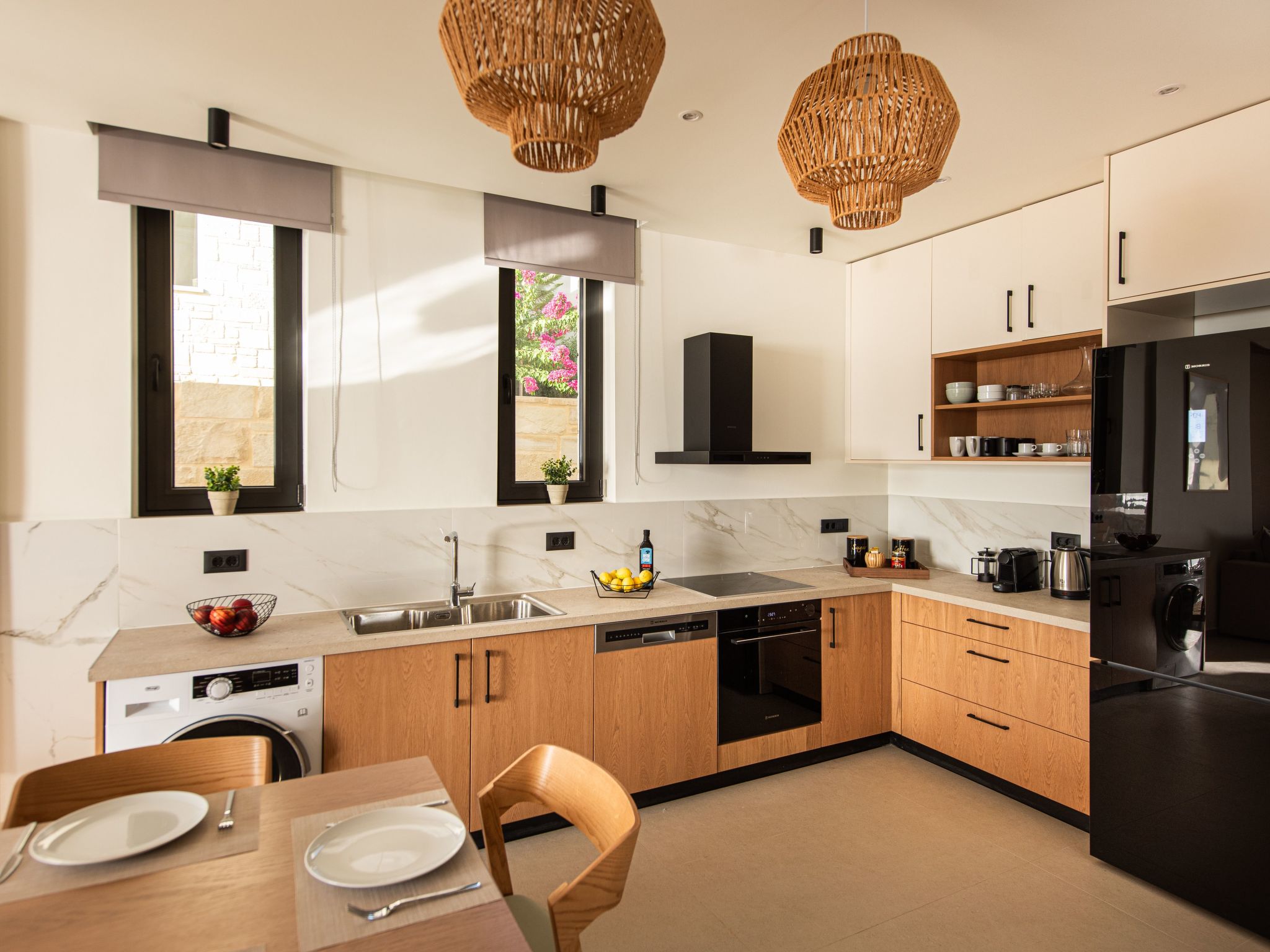 Maison Villa Domenica I Kostenloses Auto und ''kostenloser'' beheizter Pool – Cuisine et coin repas, photo 18 sur 50