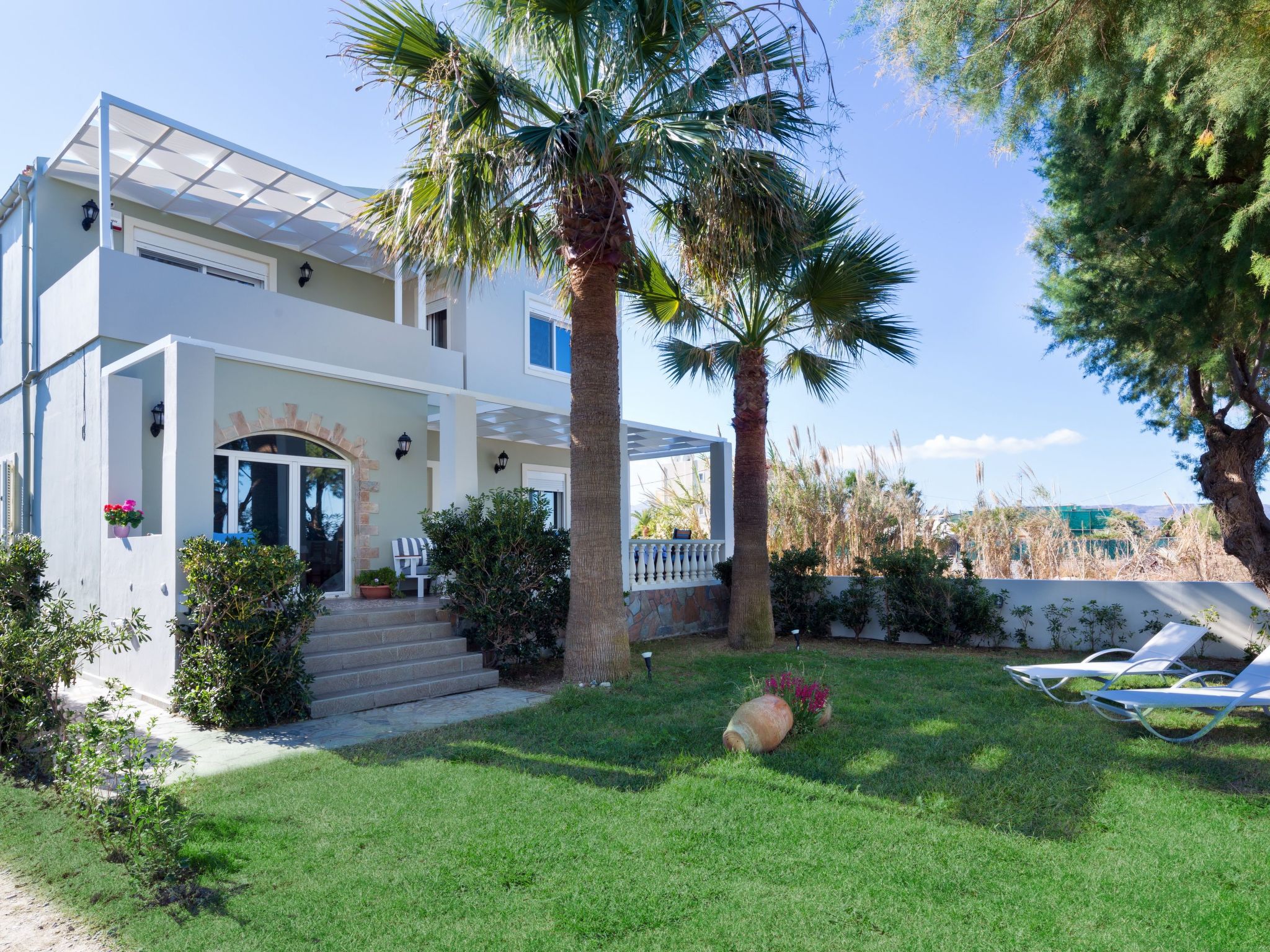 Big Blue Exklusive Villa am Meer-Draußen