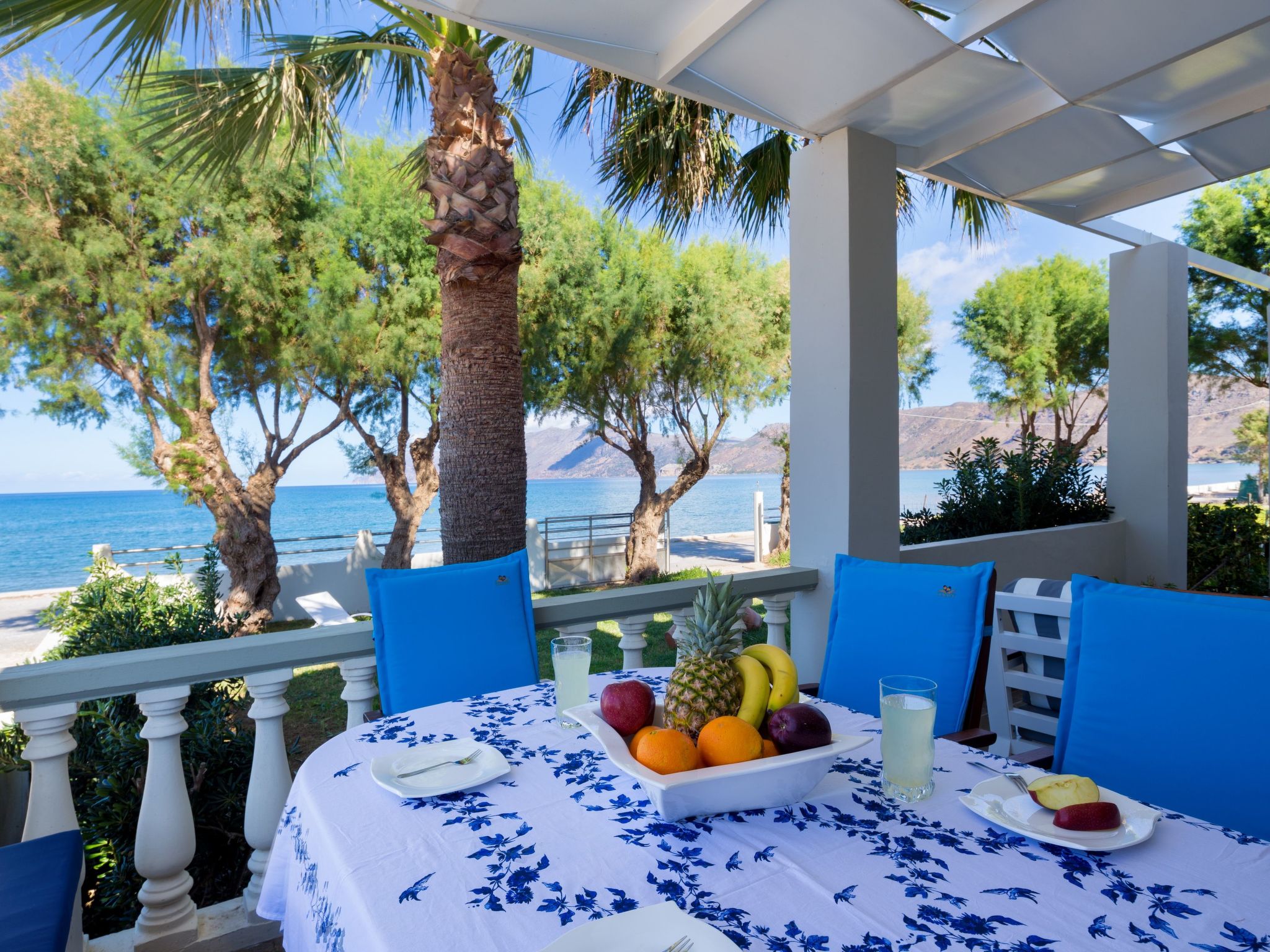 Big Blue Exklusive Villa am Meer-Image-tags.info