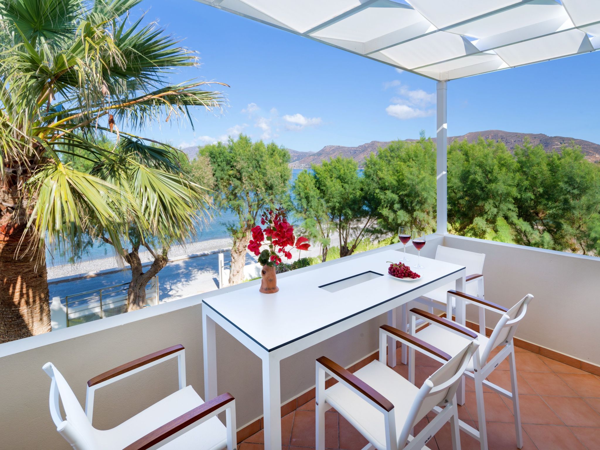 Big Blue Exklusive Villa am Meer-Image-tags.info