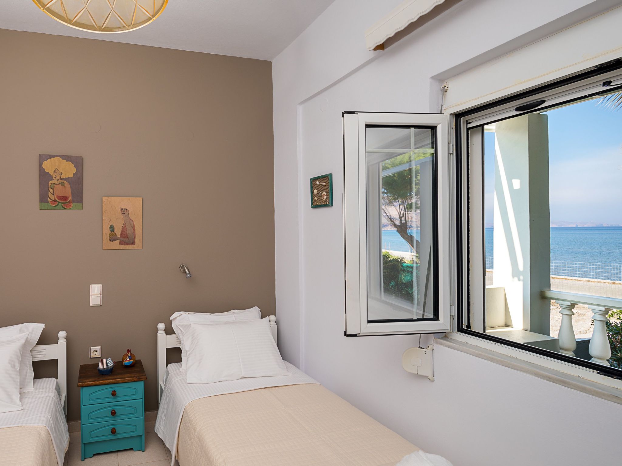 Big Blue Exklusive Villa am Meer-Drinnen