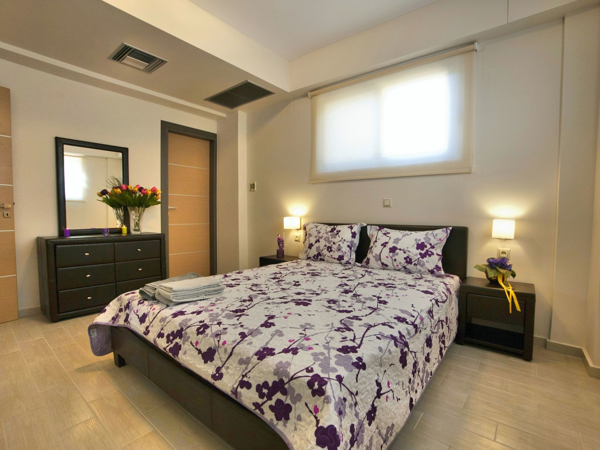 "Sirocco" mit Blick auf das Wasser-Binnen