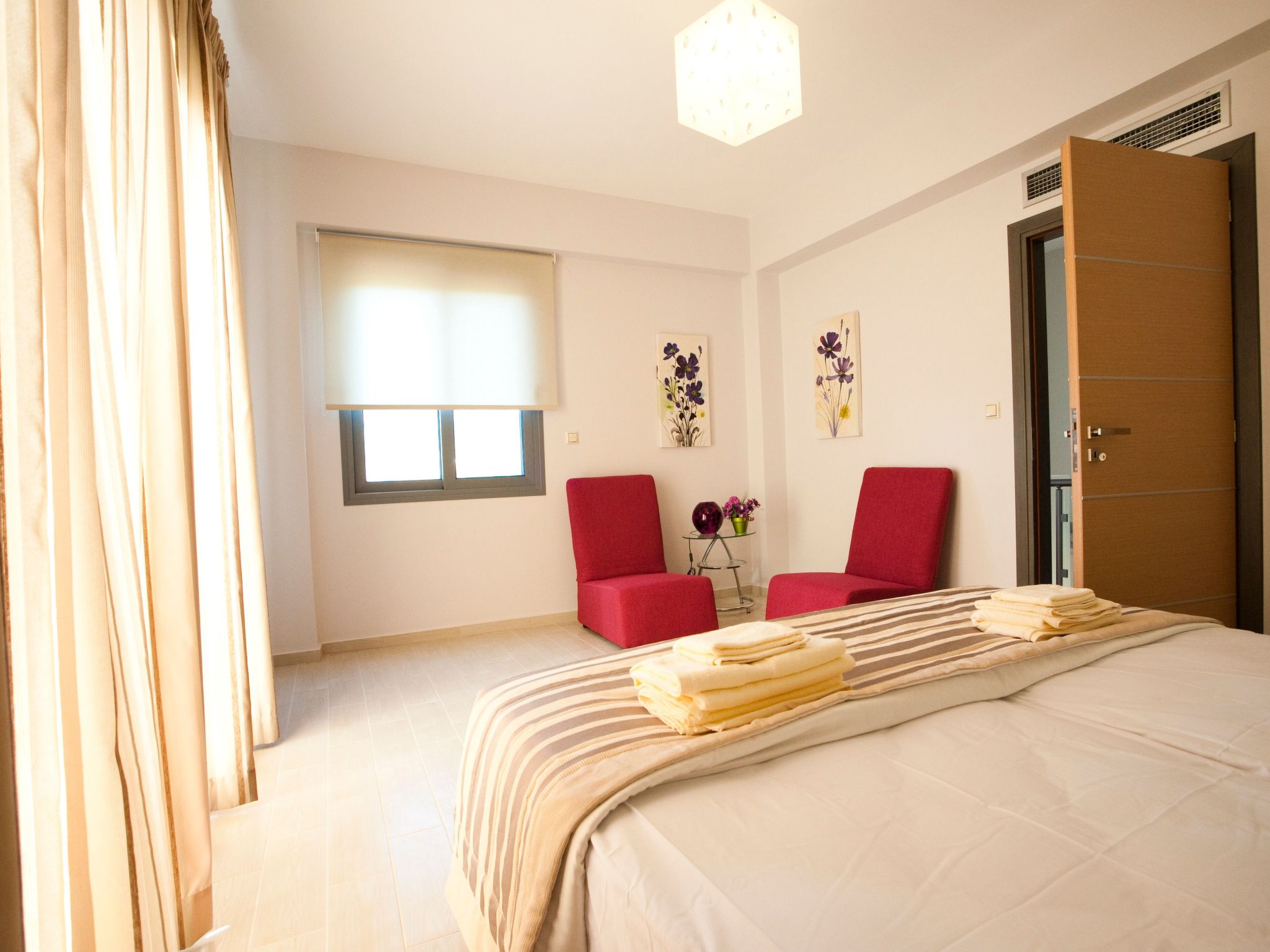 "Sirocco" mit Blick auf das Wasser-Binnen