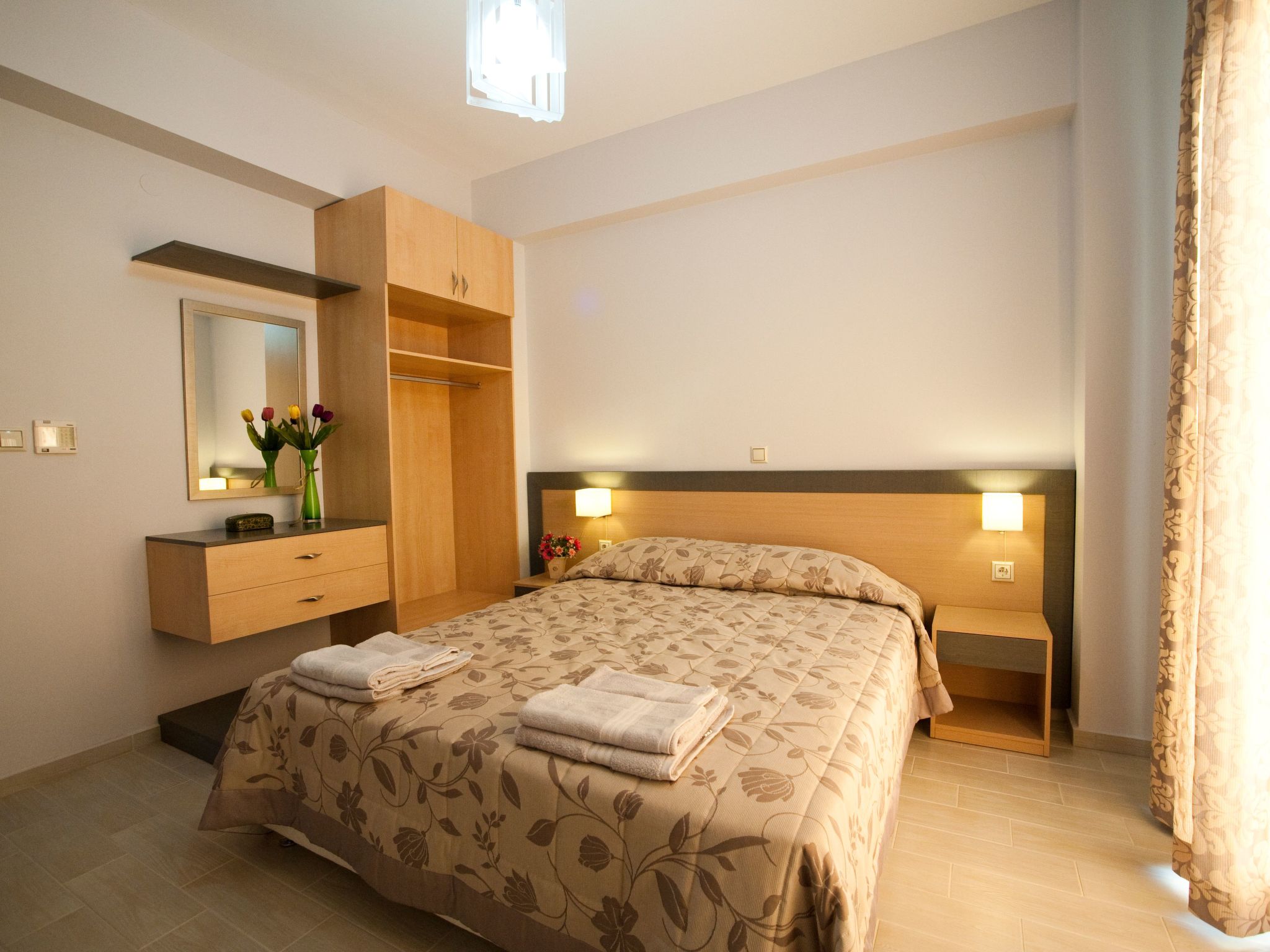 "Villa Pounentes" mit privatem Pool-Binnen