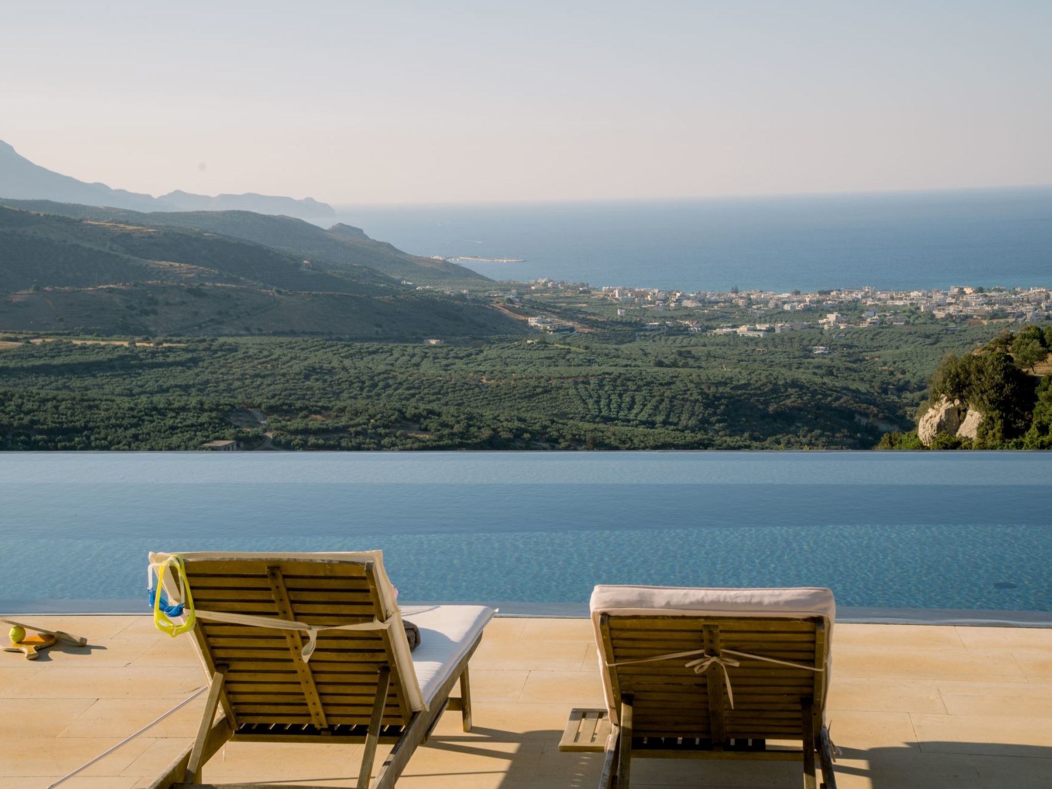 Neue einzigartige Villa mit atemberaubender Aussicht in Strandnähe-Image-tags.info