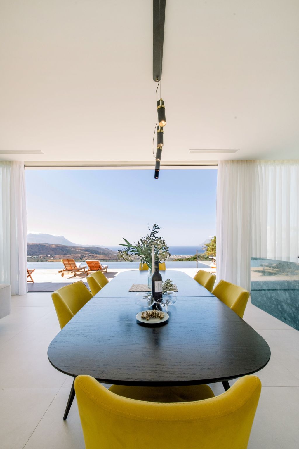 Neue einzigartige Villa mit atemberaubender Aussicht in Strandnähe-Draußen