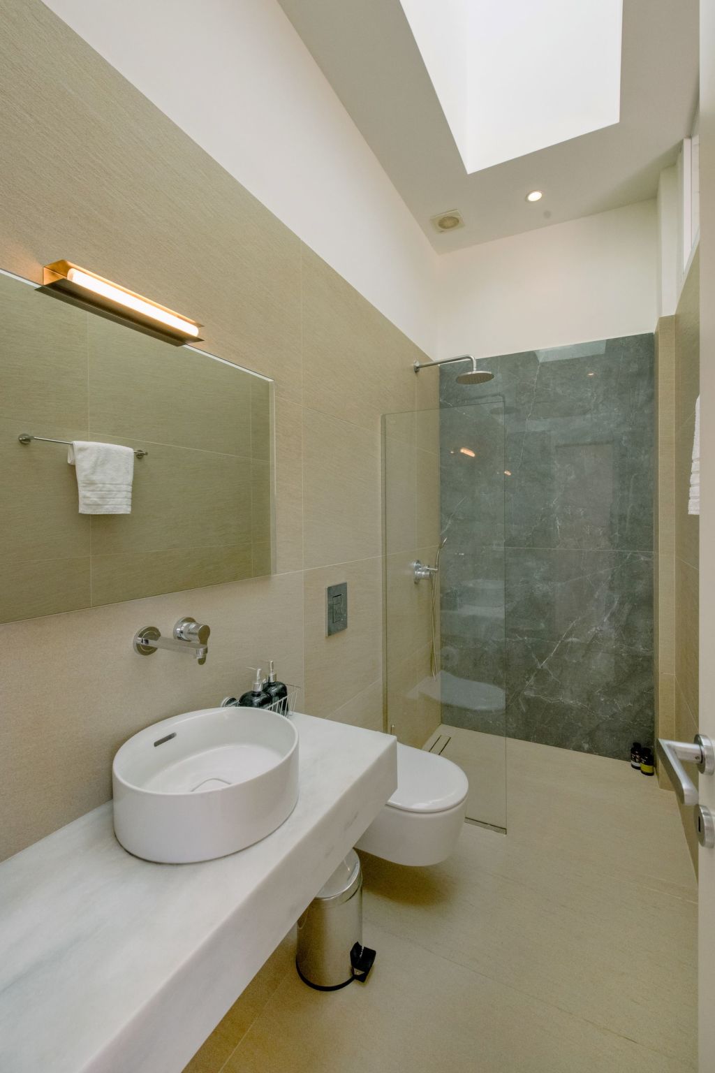 Neue einzigartige Villa mit atemberaubender Aussicht in Strandnähe-Image-tags.info