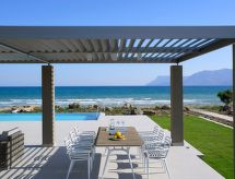 Youphoria Beachfront Estate
