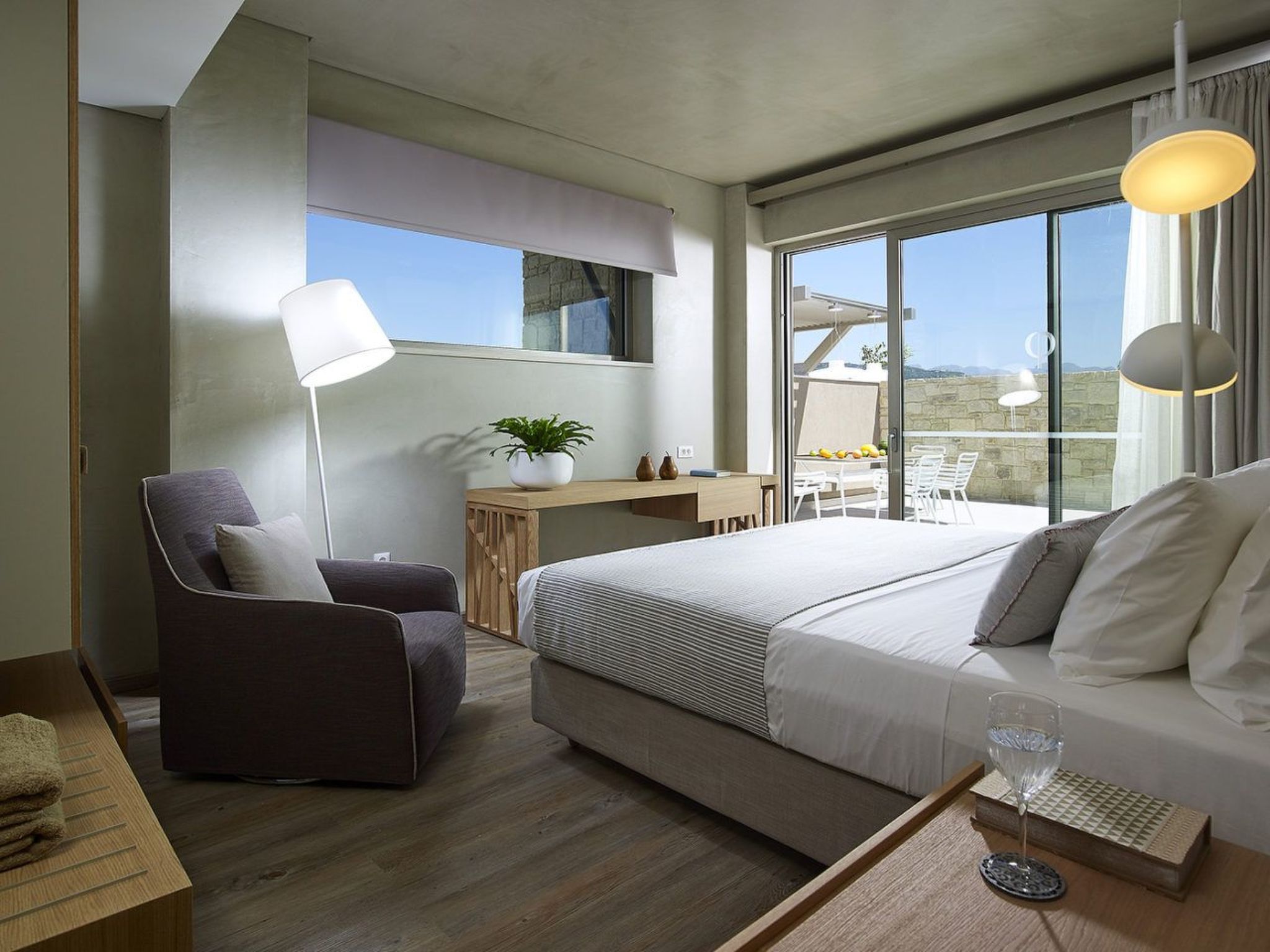 Youphoria Beachfront Estate-Binnen