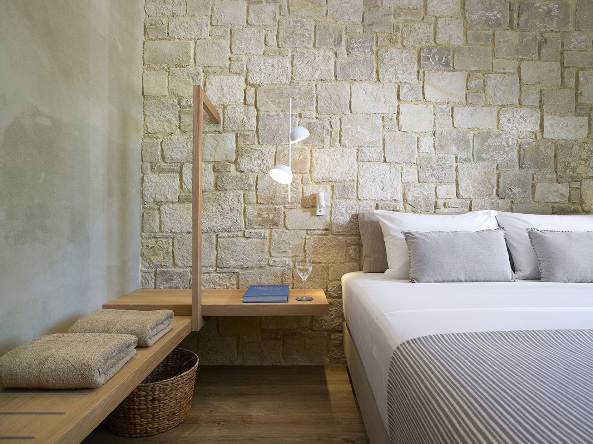 Youphoria Beachfront Estate-Binnen