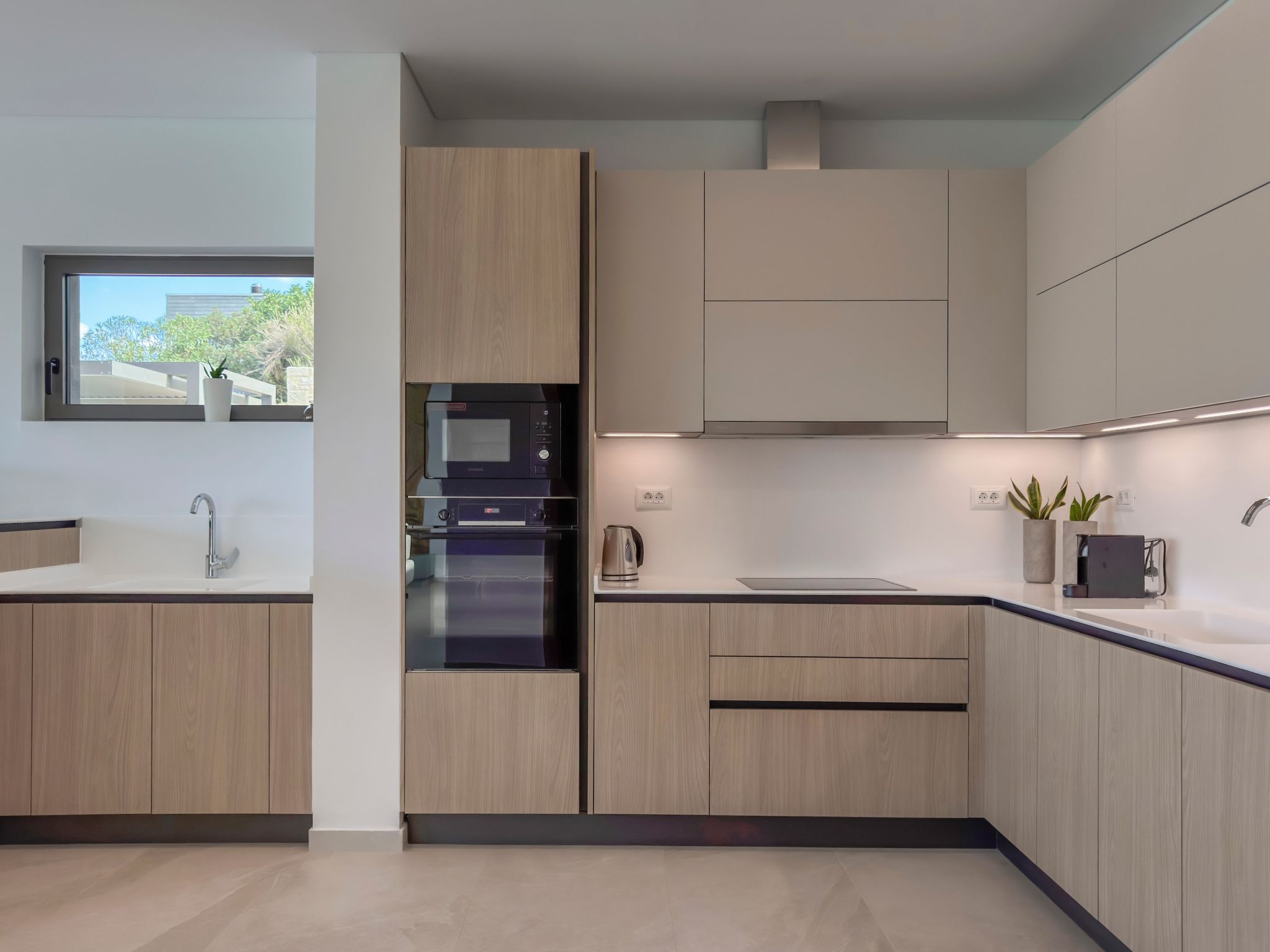 Villa Utopia 5 Schlafzimmer-Binnen