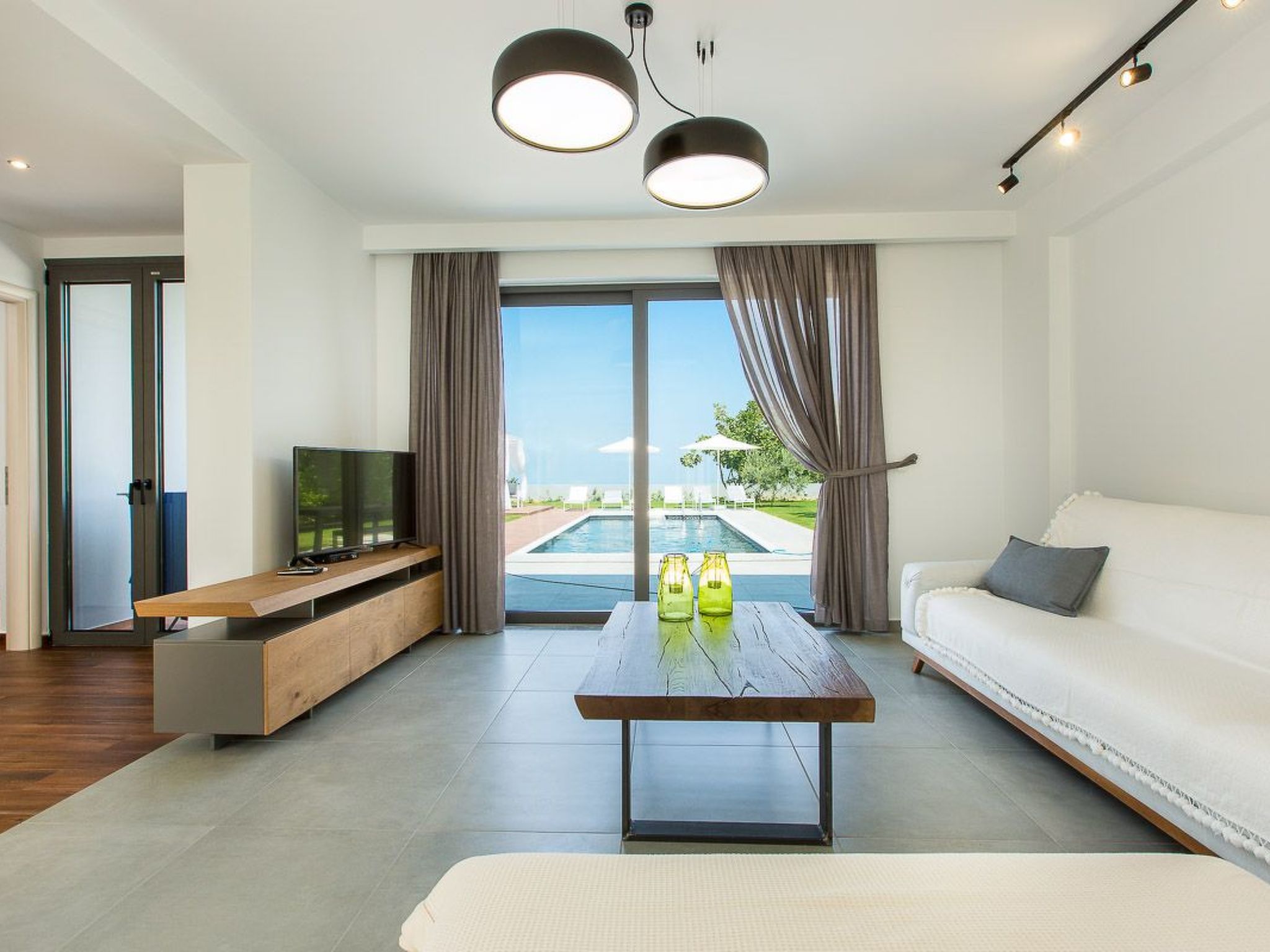 Vollständig freistehende Designervilla Vilana-Image-tags.info