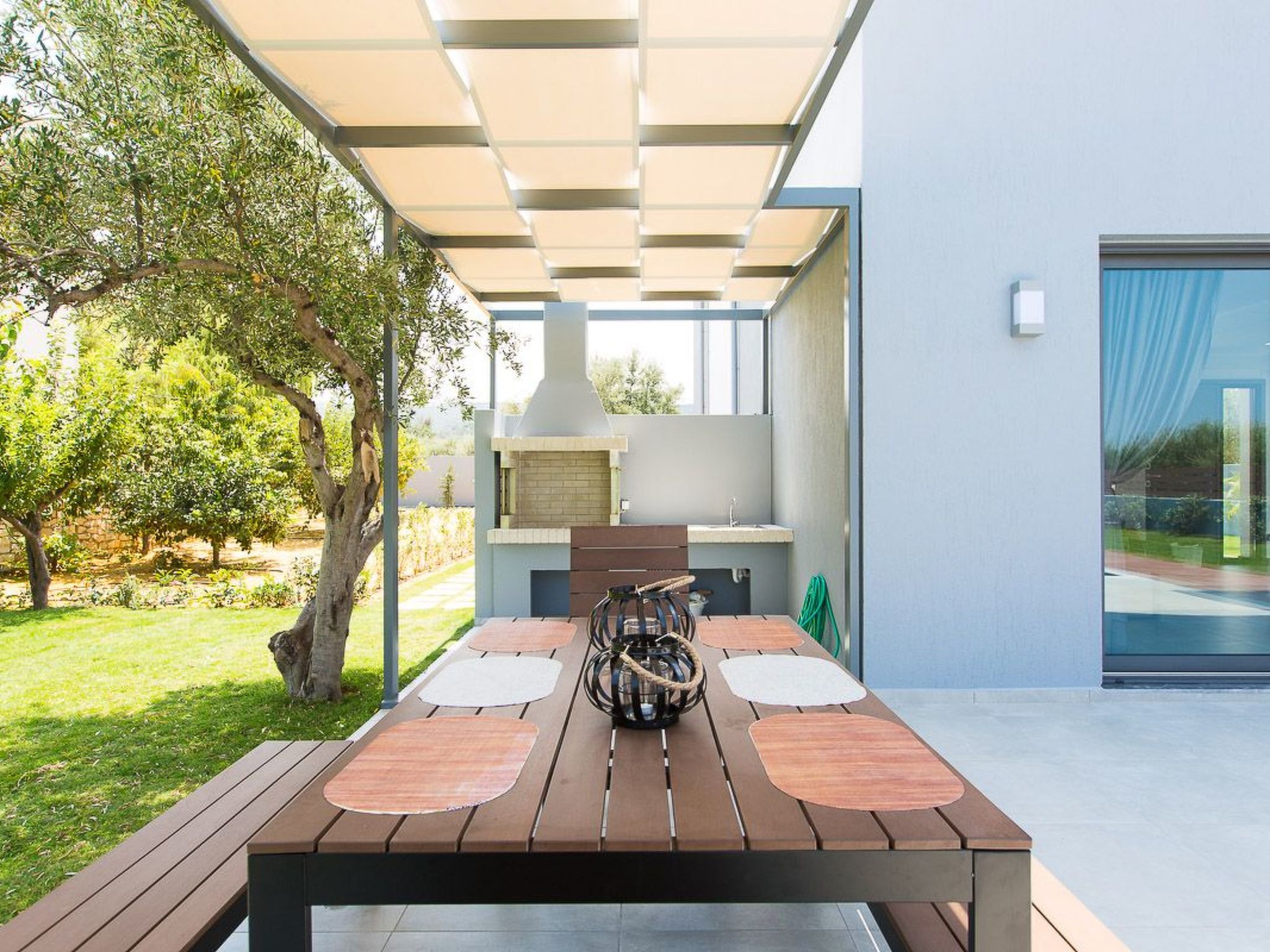 Vollständig freistehende Designervilla Vilana-Image-tags.info