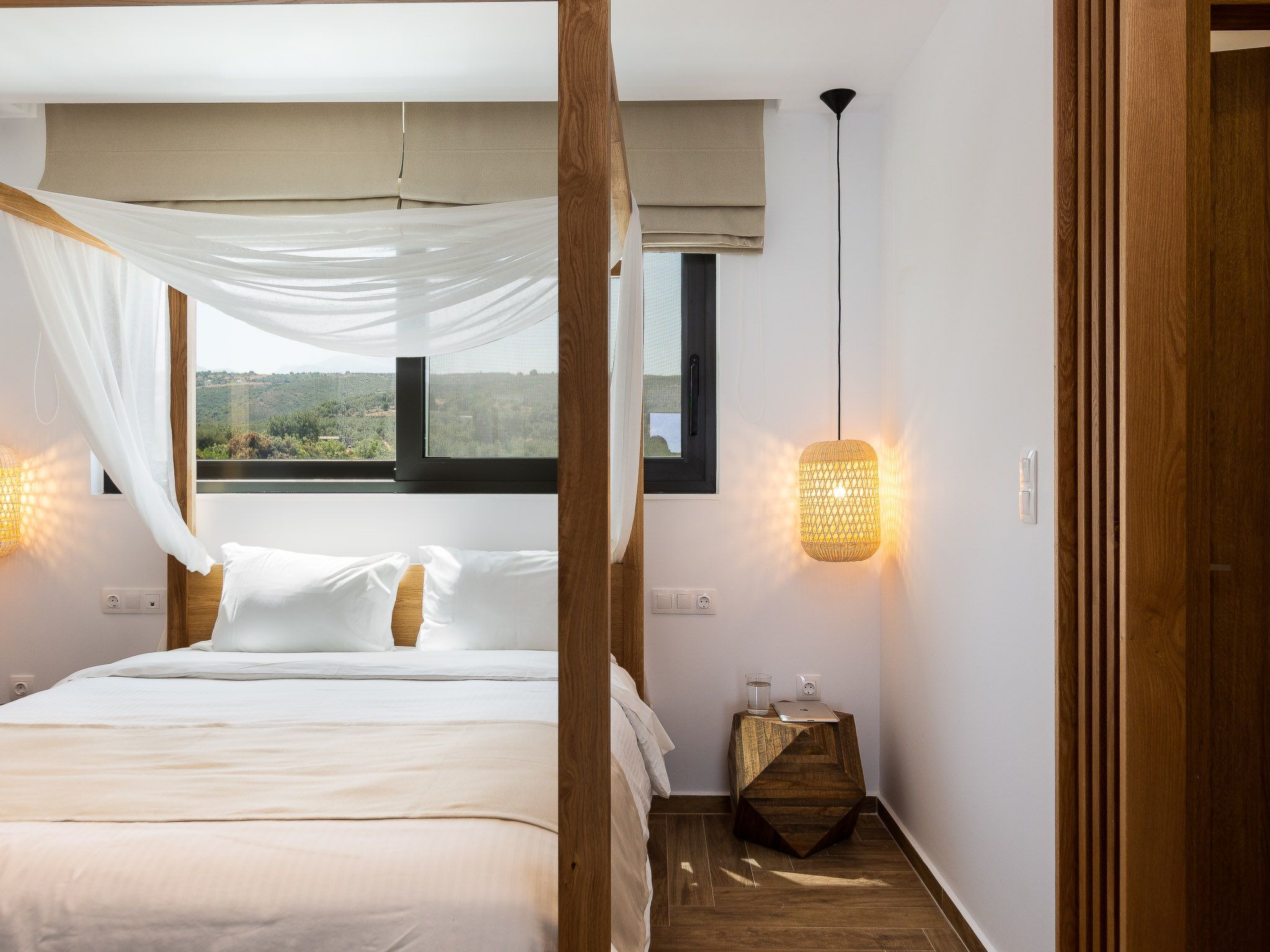 Elegante Villa mit beheiztem Pool und fantastischer Aussicht-Image-tags.info